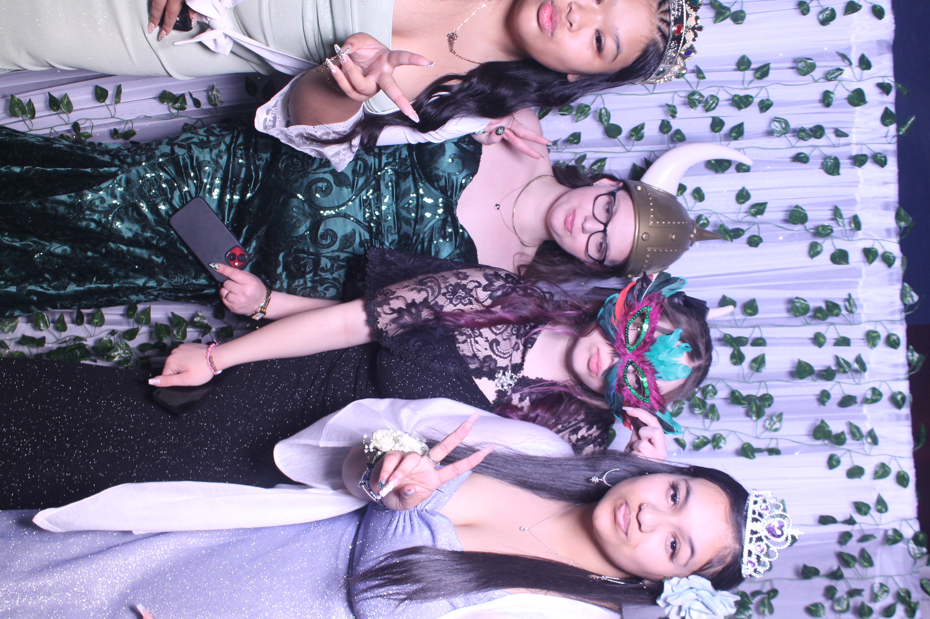 Deer Park Prom | View more photos from the event at gallery.photoboothcincy.com/u/PhotoBoothCincy/Deer-Park-Prom