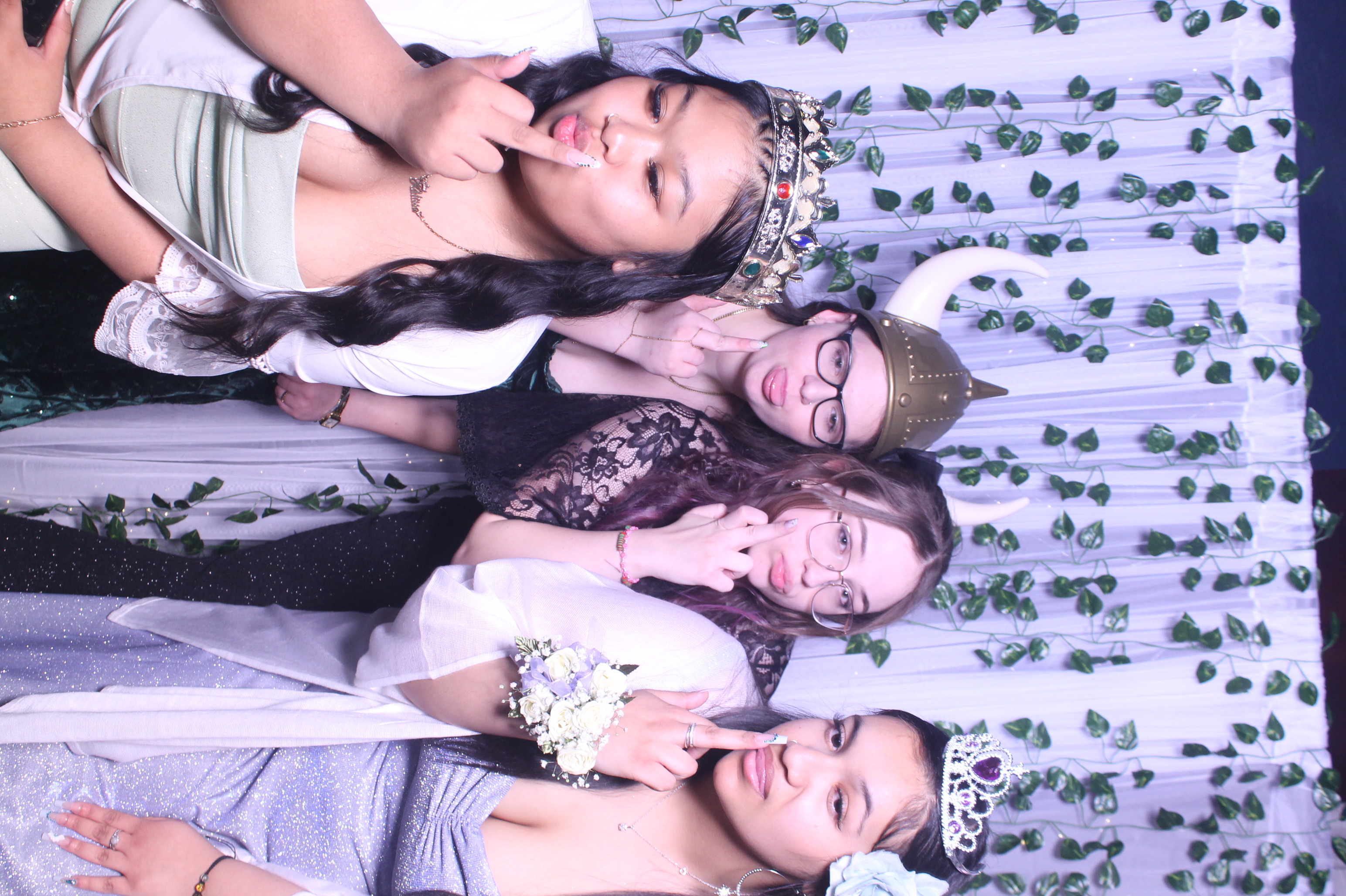 Deer Park Prom | View more photos from the event at gallery.photoboothcincy.com/u/PhotoBoothCincy/Deer-Park-Prom