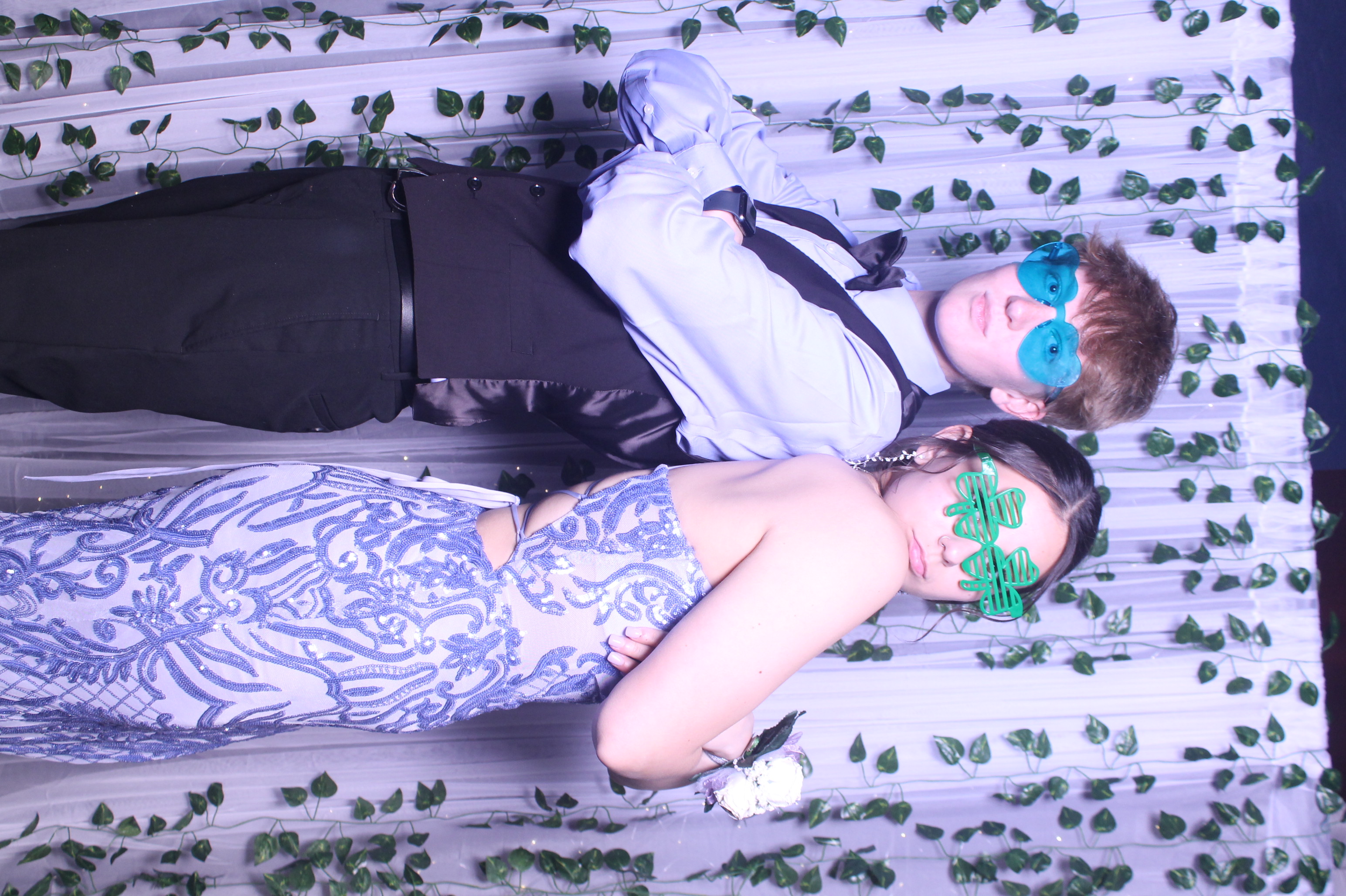 Deer Park Prom | View more photos from the event at gallery.photoboothcincy.com/u/PhotoBoothCincy/Deer-Park-Prom