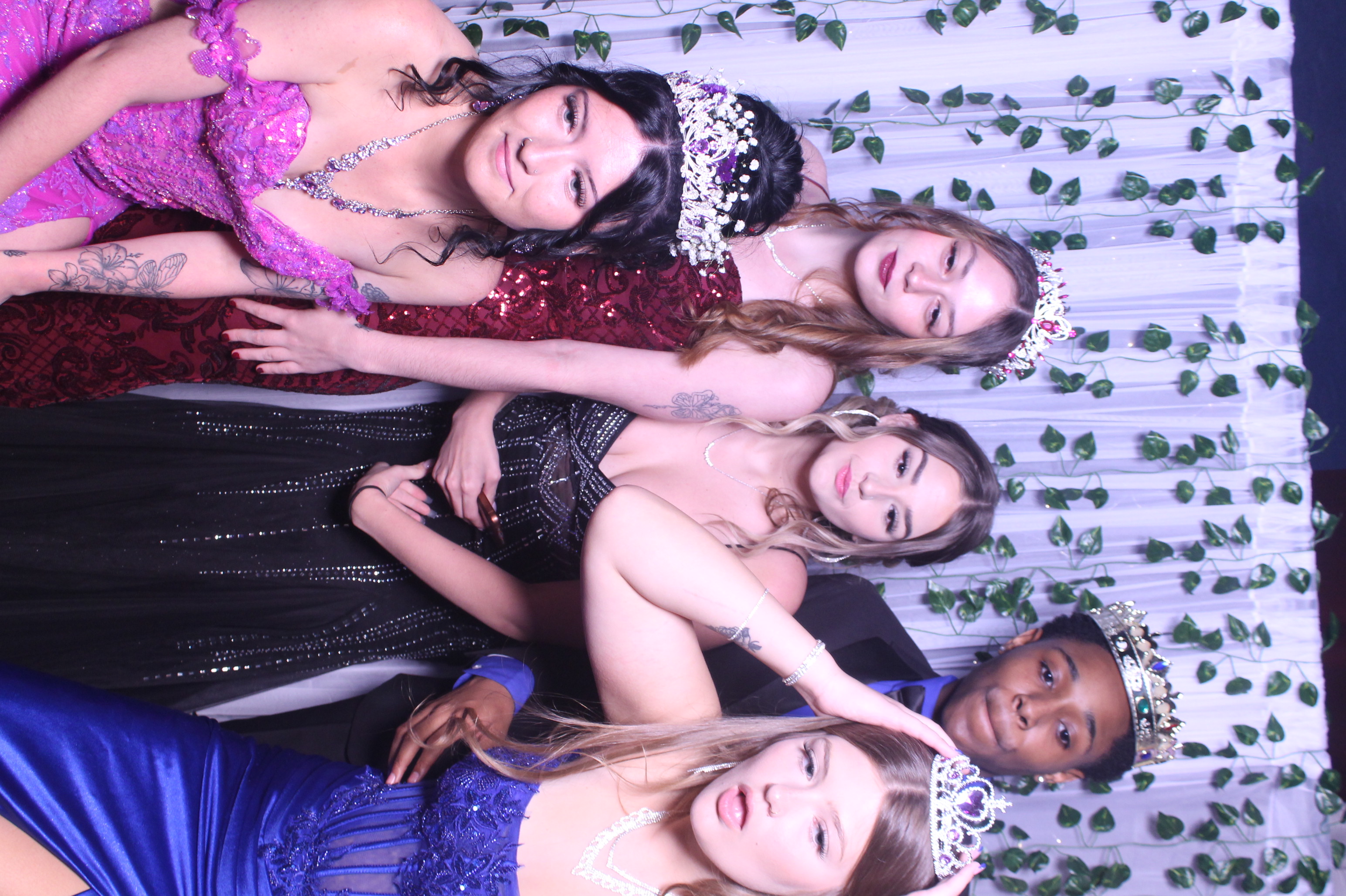 Deer Park Prom | View more photos from the event at gallery.photoboothcincy.com/u/PhotoBoothCincy/Deer-Park-Prom