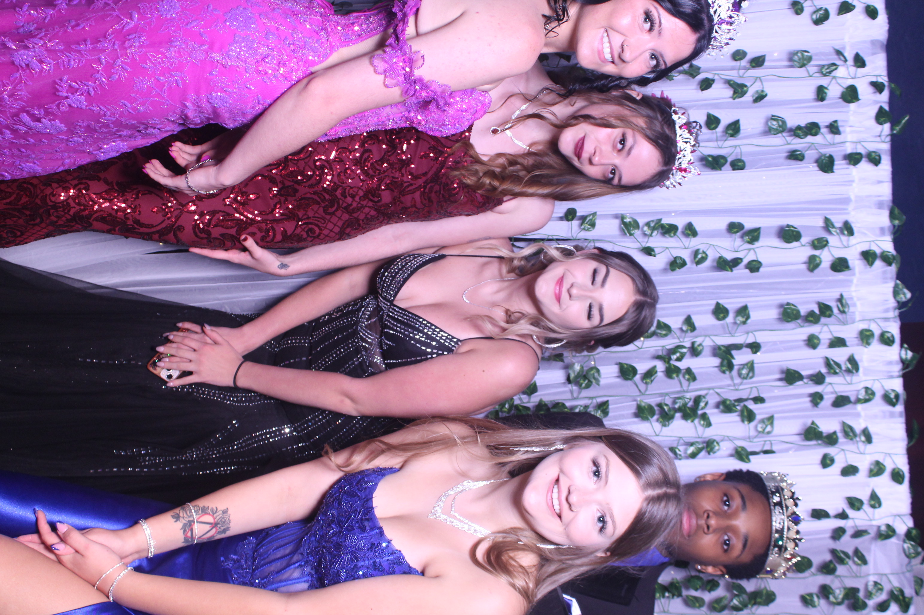 Deer Park Prom | View more photos from the event at gallery.photoboothcincy.com/u/PhotoBoothCincy/Deer-Park-Prom