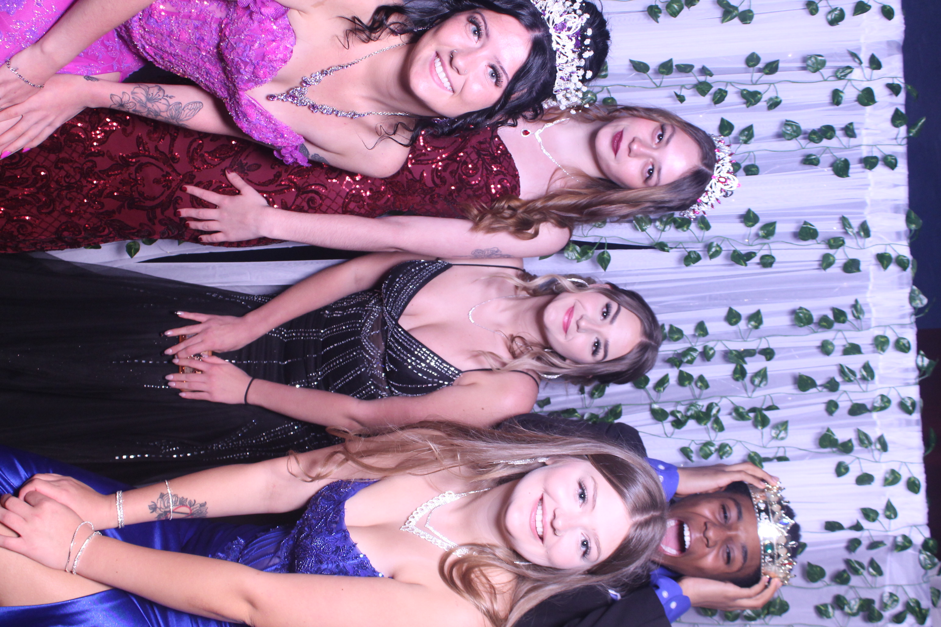 Deer Park Prom | View more photos from the event at gallery.photoboothcincy.com/u/PhotoBoothCincy/Deer-Park-Prom