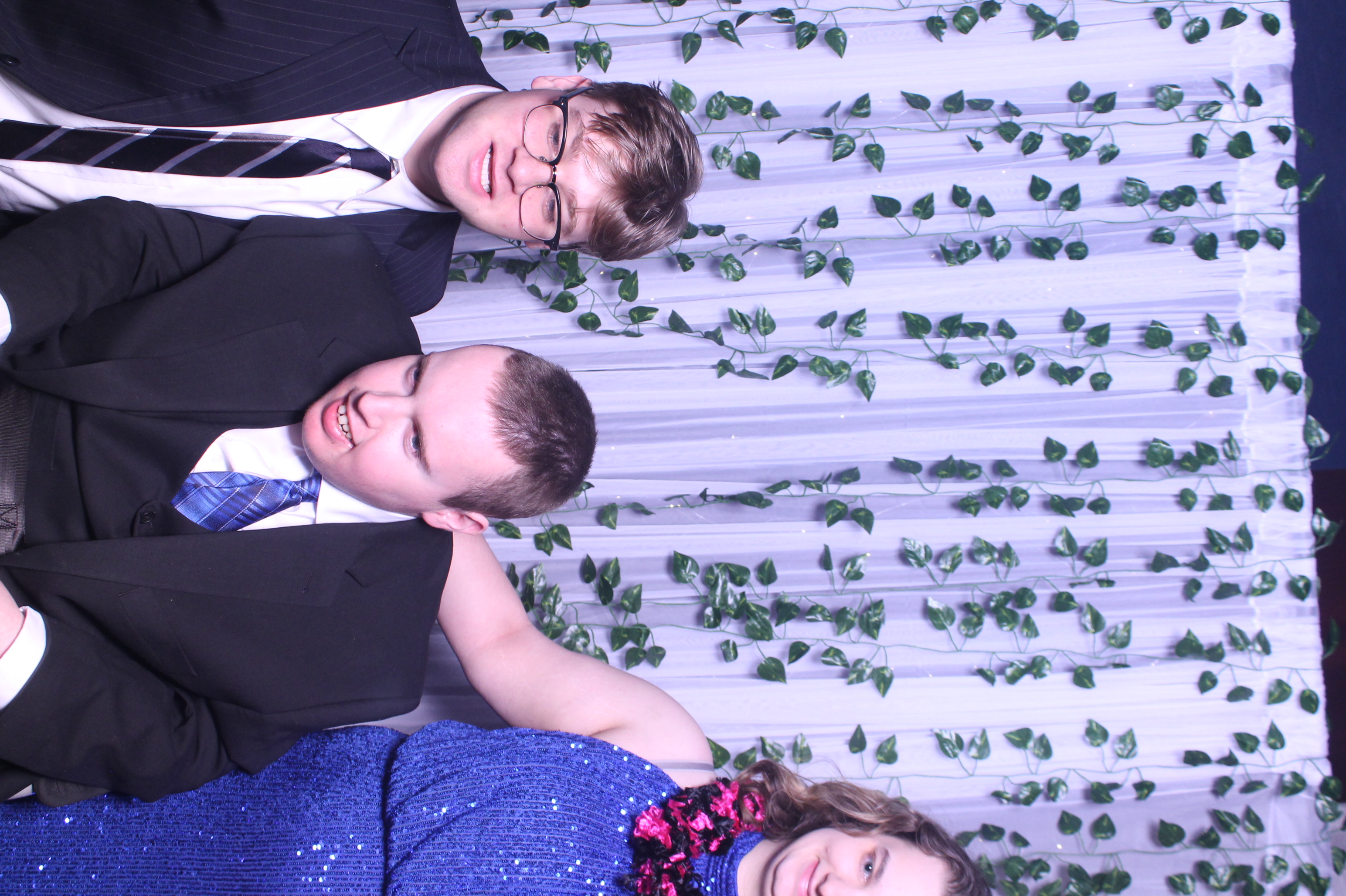 Deer Park Prom | View more photos from the event at gallery.photoboothcincy.com/u/PhotoBoothCincy/Deer-Park-Prom