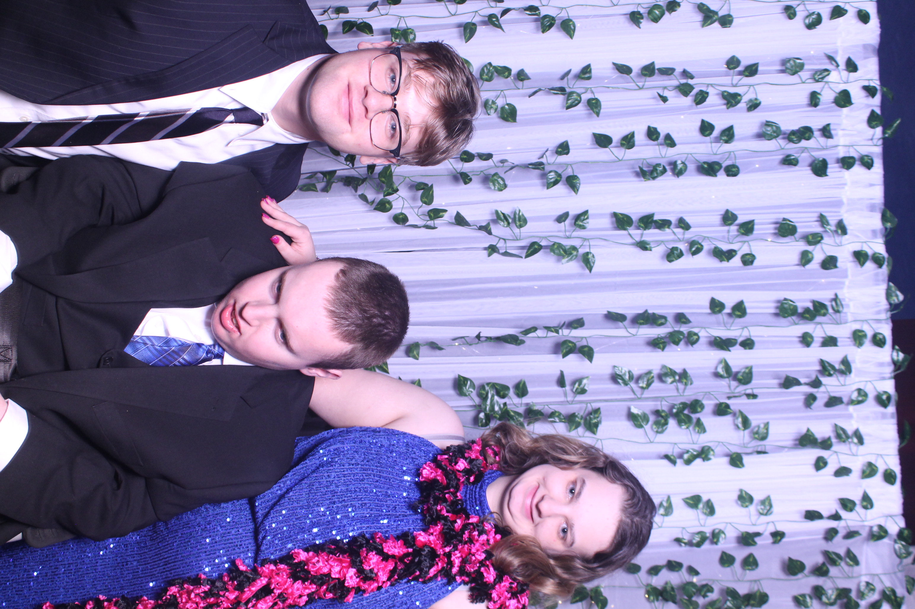 Deer Park Prom | View more photos from the event at gallery.photoboothcincy.com/u/PhotoBoothCincy/Deer-Park-Prom