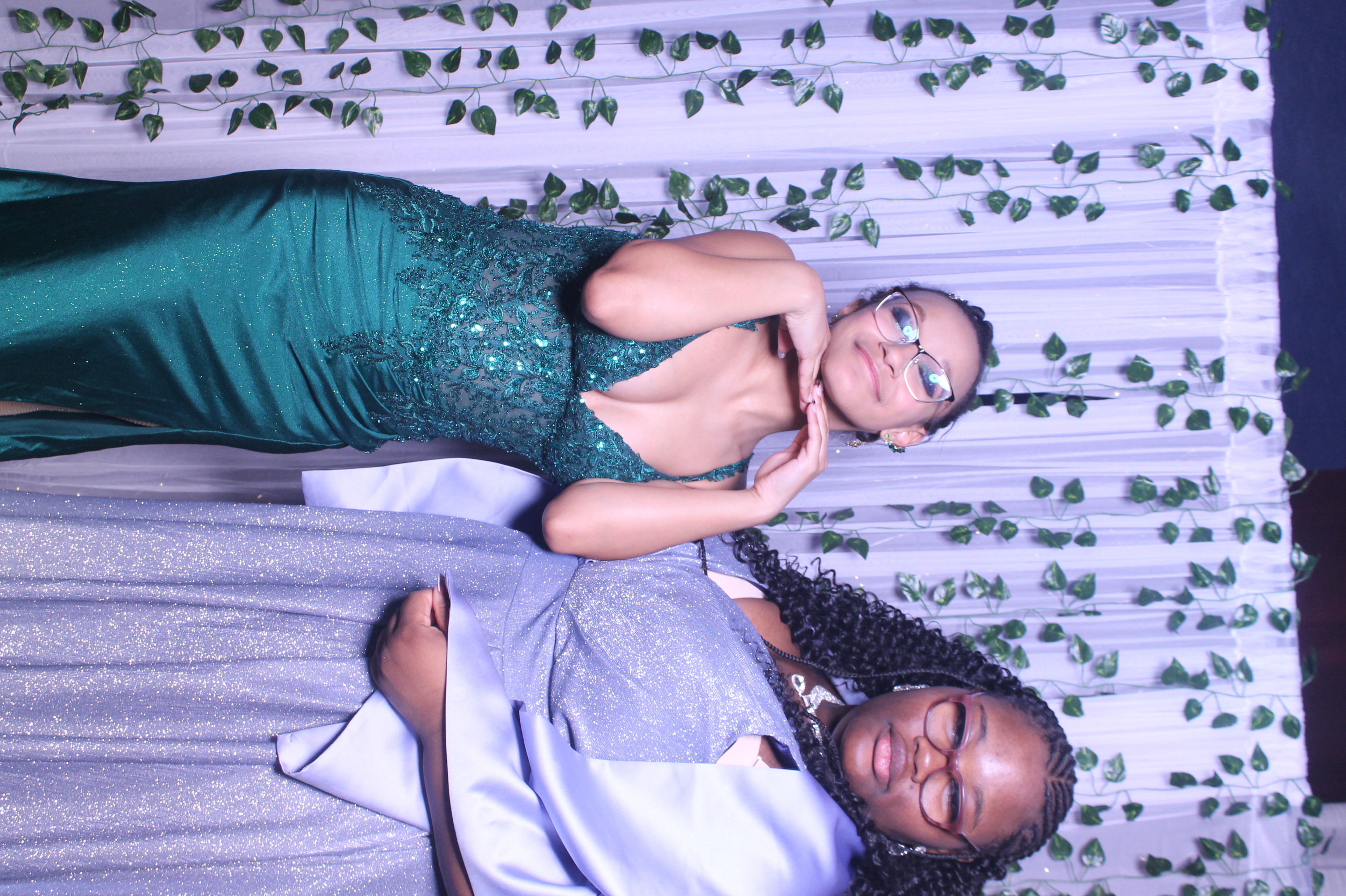 Deer Park Prom | View more photos from the event at gallery.photoboothcincy.com/u/PhotoBoothCincy/Deer-Park-Prom