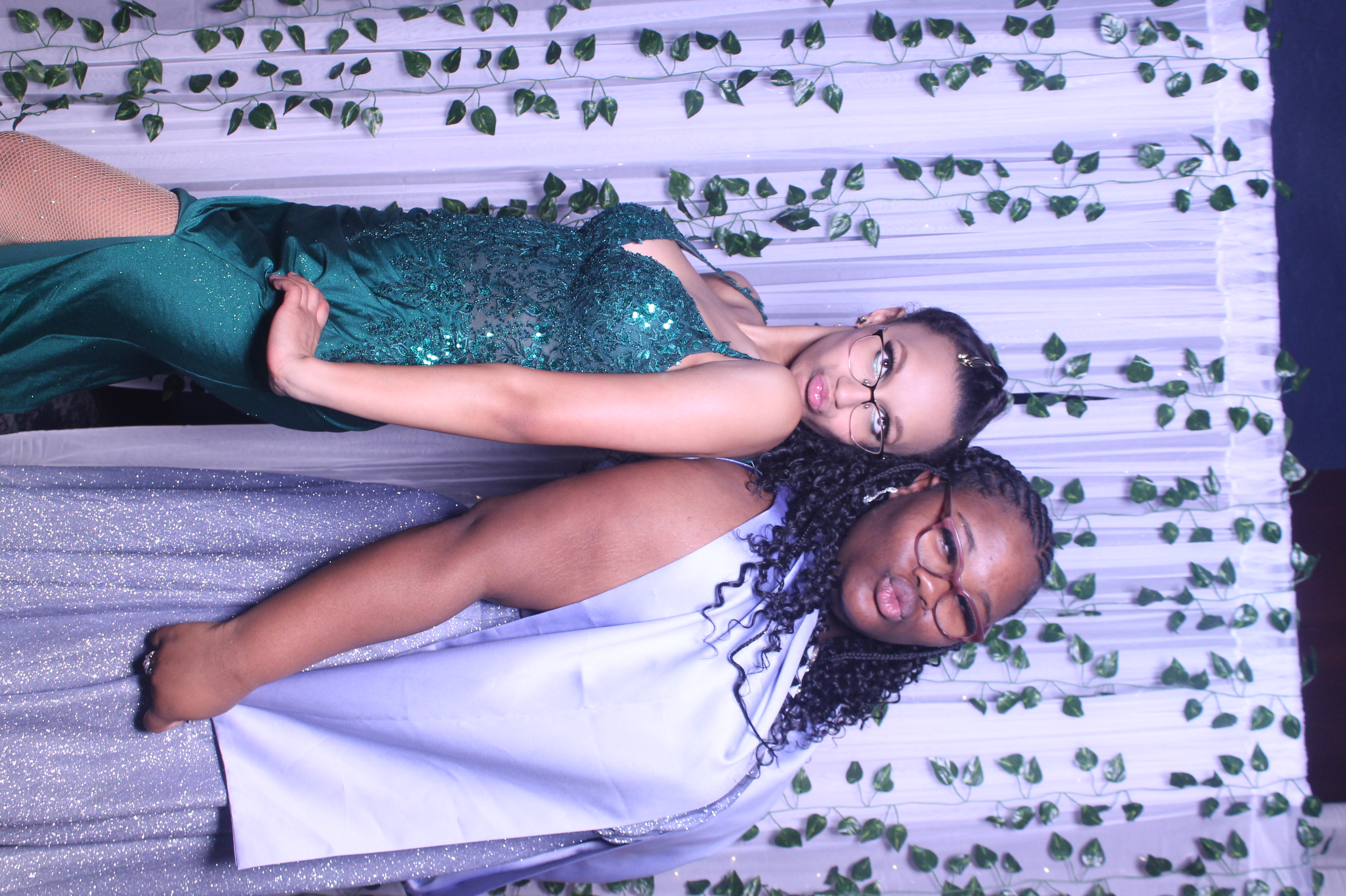 Deer Park Prom | View more photos from the event at gallery.photoboothcincy.com/u/PhotoBoothCincy/Deer-Park-Prom