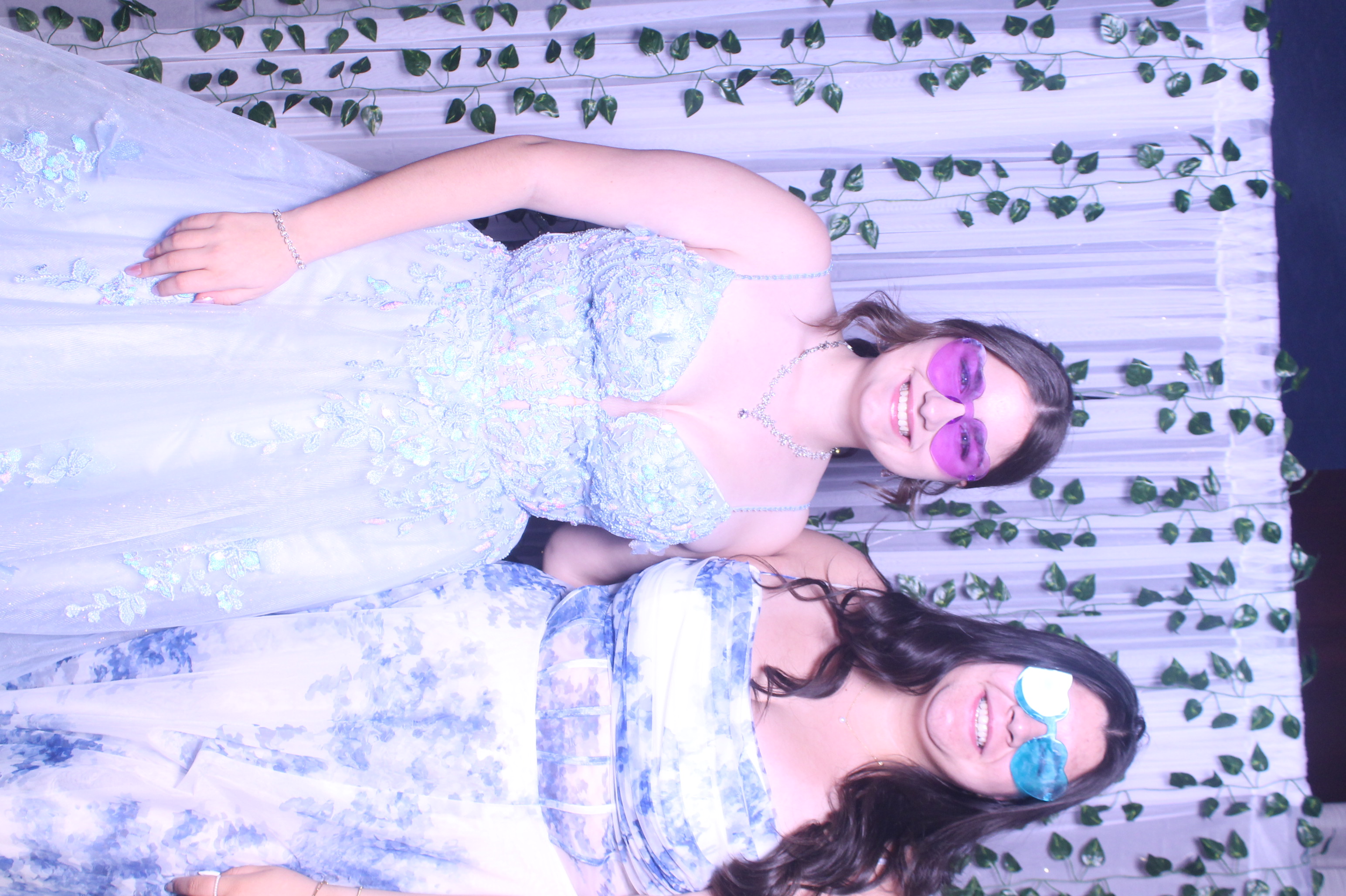 Deer Park Prom | View more photos from the event at gallery.photoboothcincy.com/u/PhotoBoothCincy/Deer-Park-Prom
