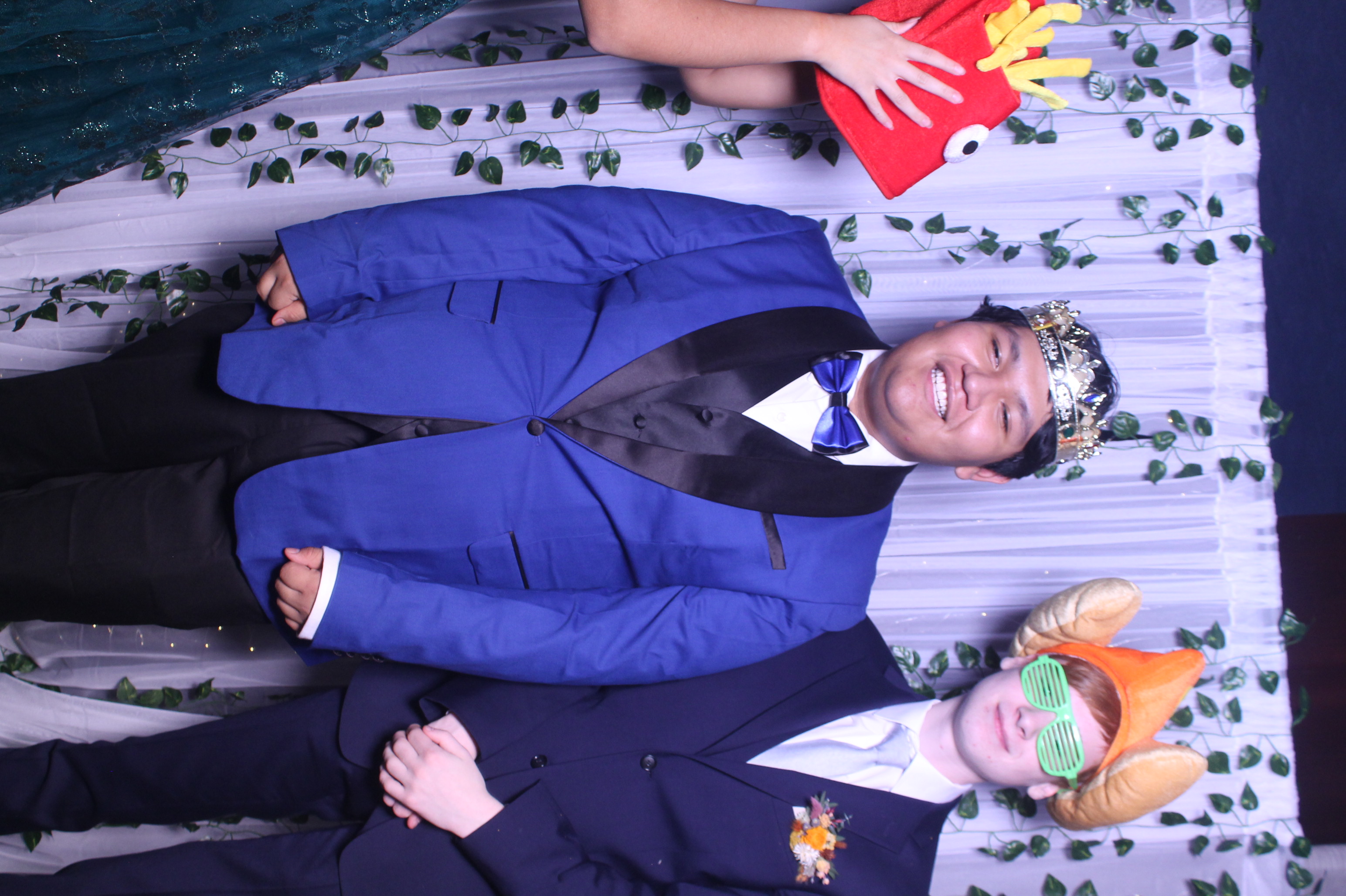 Deer Park Prom | View more photos from the event at gallery.photoboothcincy.com/u/PhotoBoothCincy/Deer-Park-Prom