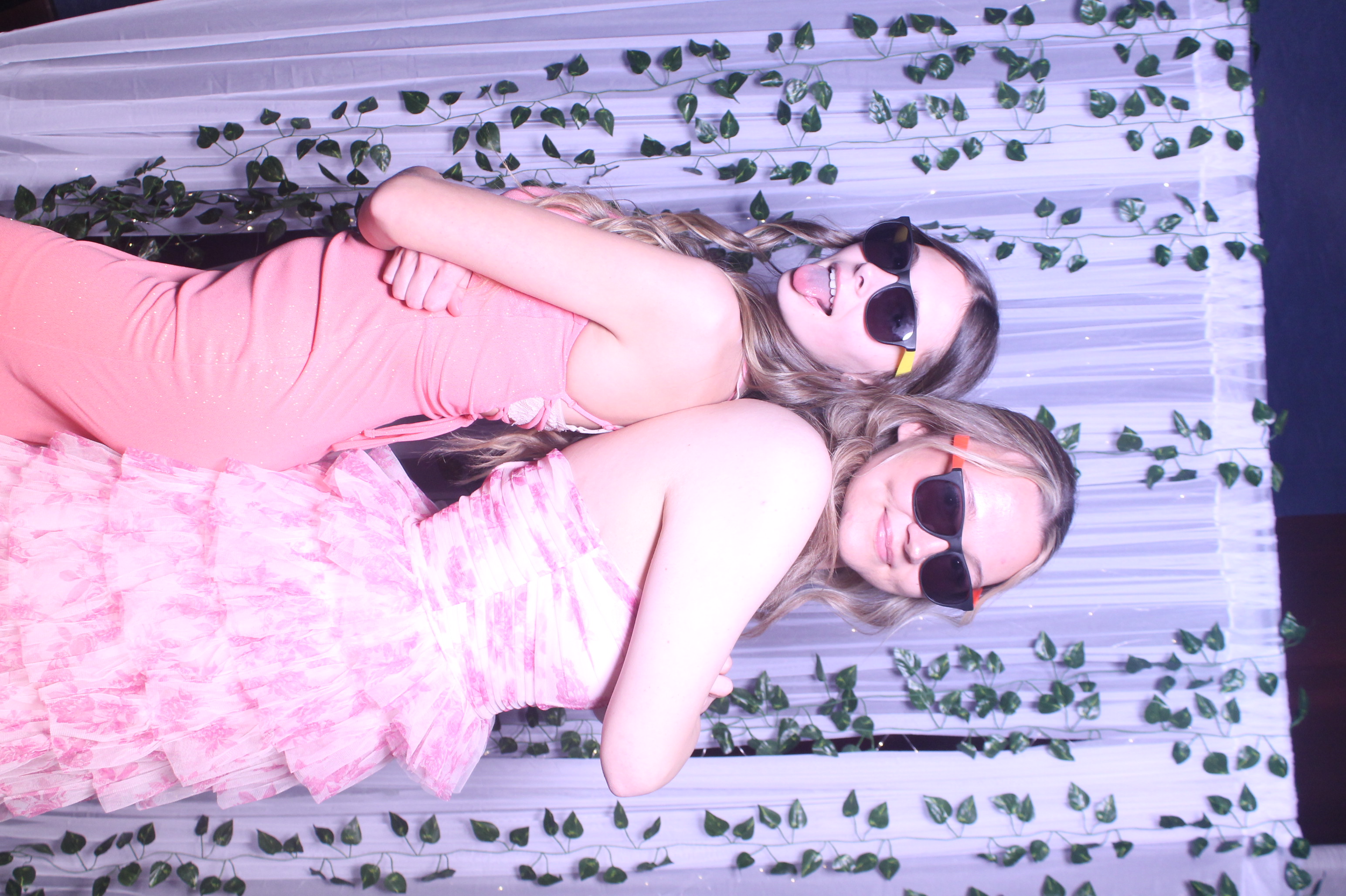 Deer Park Prom | View more photos from the event at gallery.photoboothcincy.com/u/PhotoBoothCincy/Deer-Park-Prom