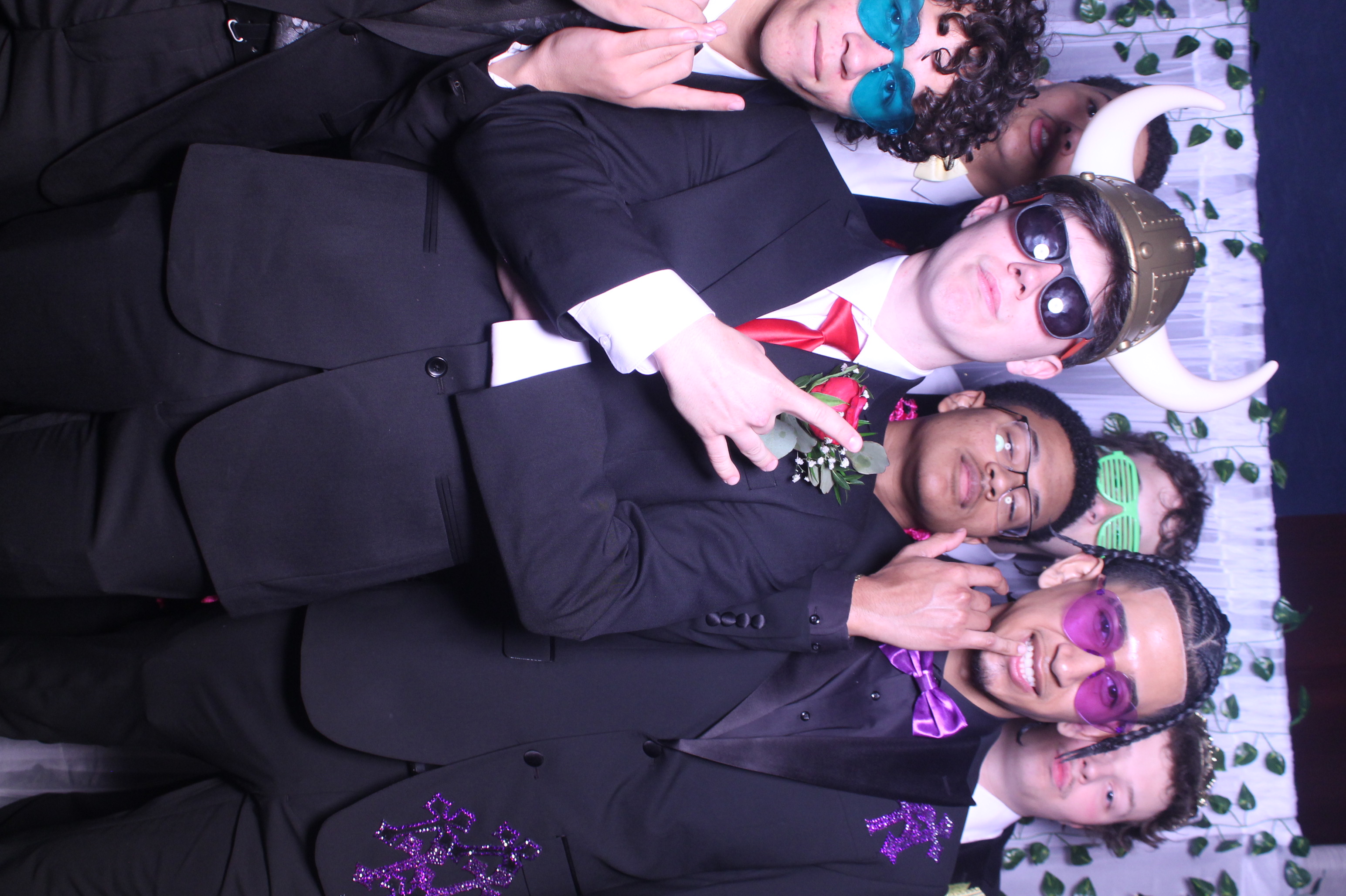 Deer Park Prom | View more photos from the event at gallery.photoboothcincy.com/u/PhotoBoothCincy/Deer-Park-Prom