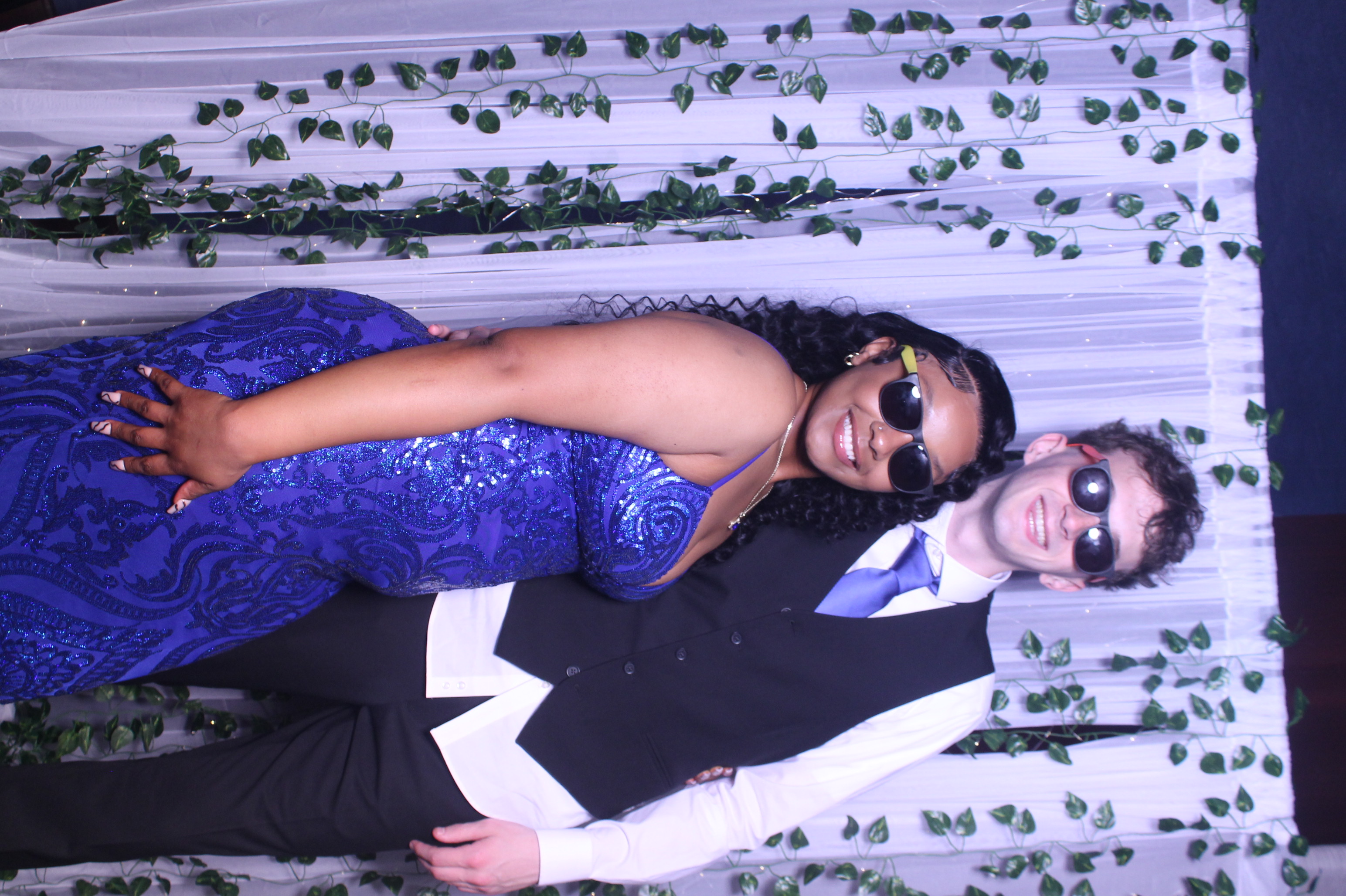 Deer Park Prom | View more photos from the event at gallery.photoboothcincy.com/u/PhotoBoothCincy/Deer-Park-Prom