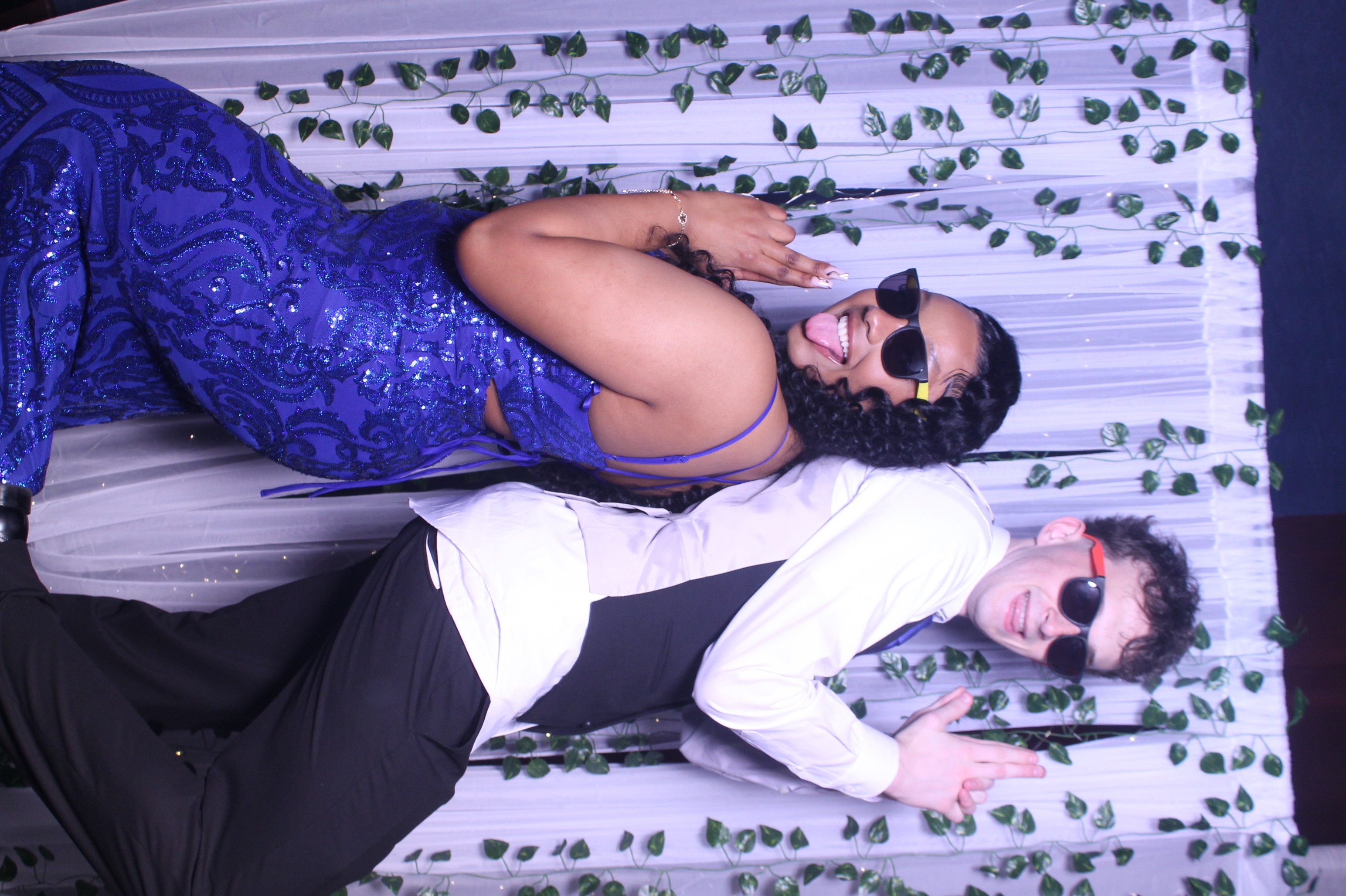 Deer Park Prom | View more photos from the event at gallery.photoboothcincy.com/u/PhotoBoothCincy/Deer-Park-Prom
