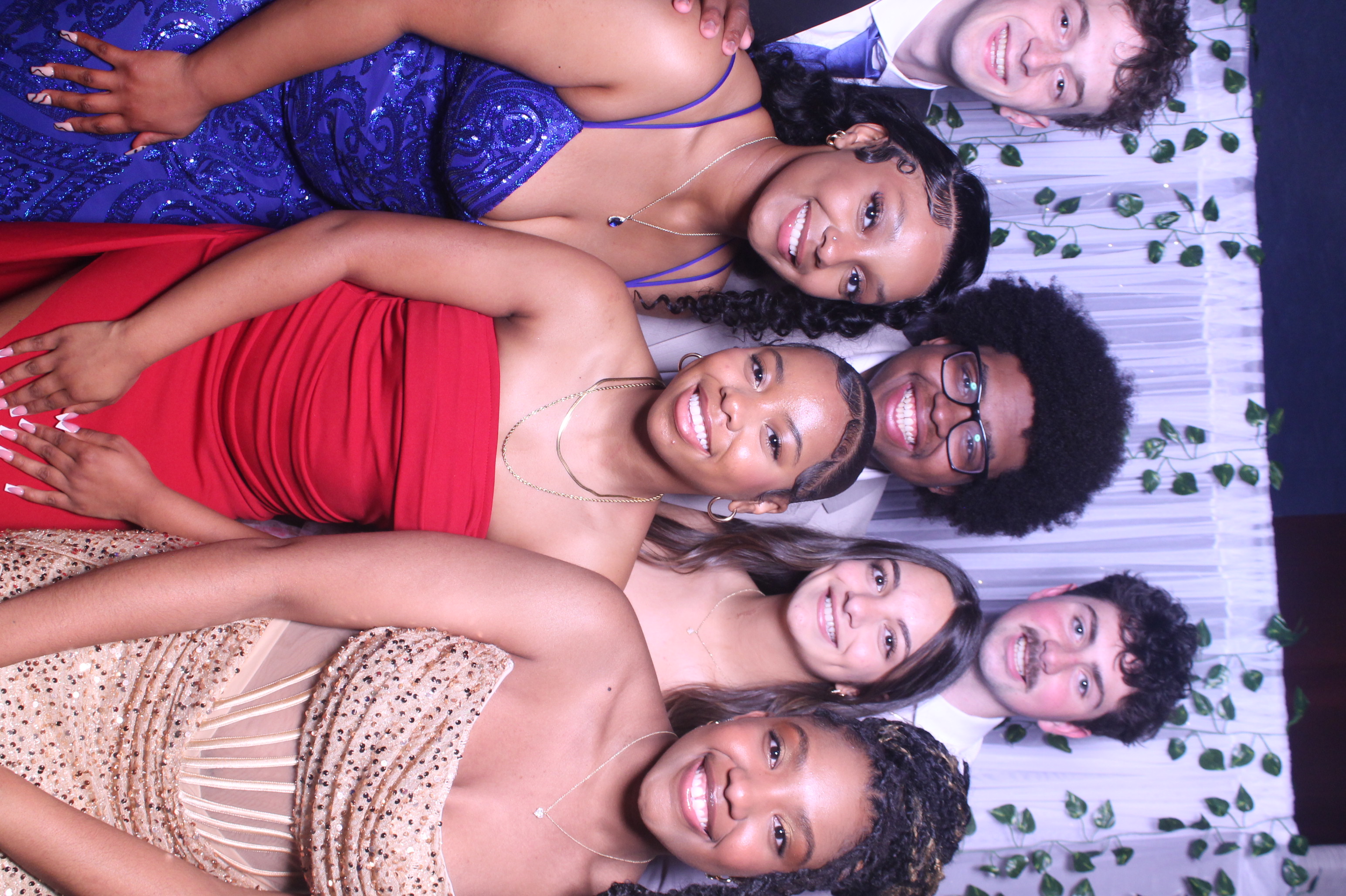 Deer Park Prom | View more photos from the event at gallery.photoboothcincy.com/u/PhotoBoothCincy/Deer-Park-Prom