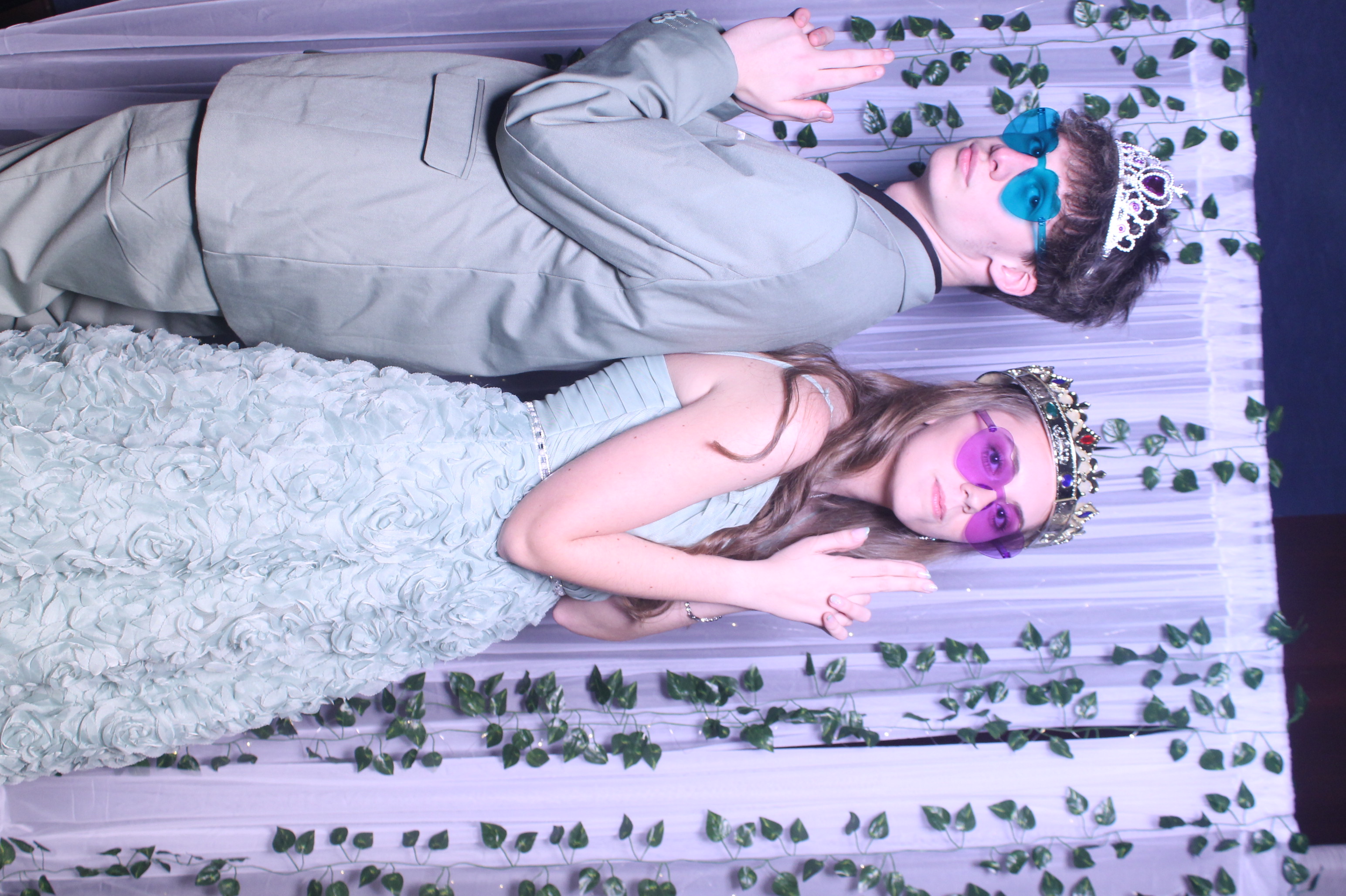 Deer Park Prom | View more photos from the event at gallery.photoboothcincy.com/u/PhotoBoothCincy/Deer-Park-Prom
