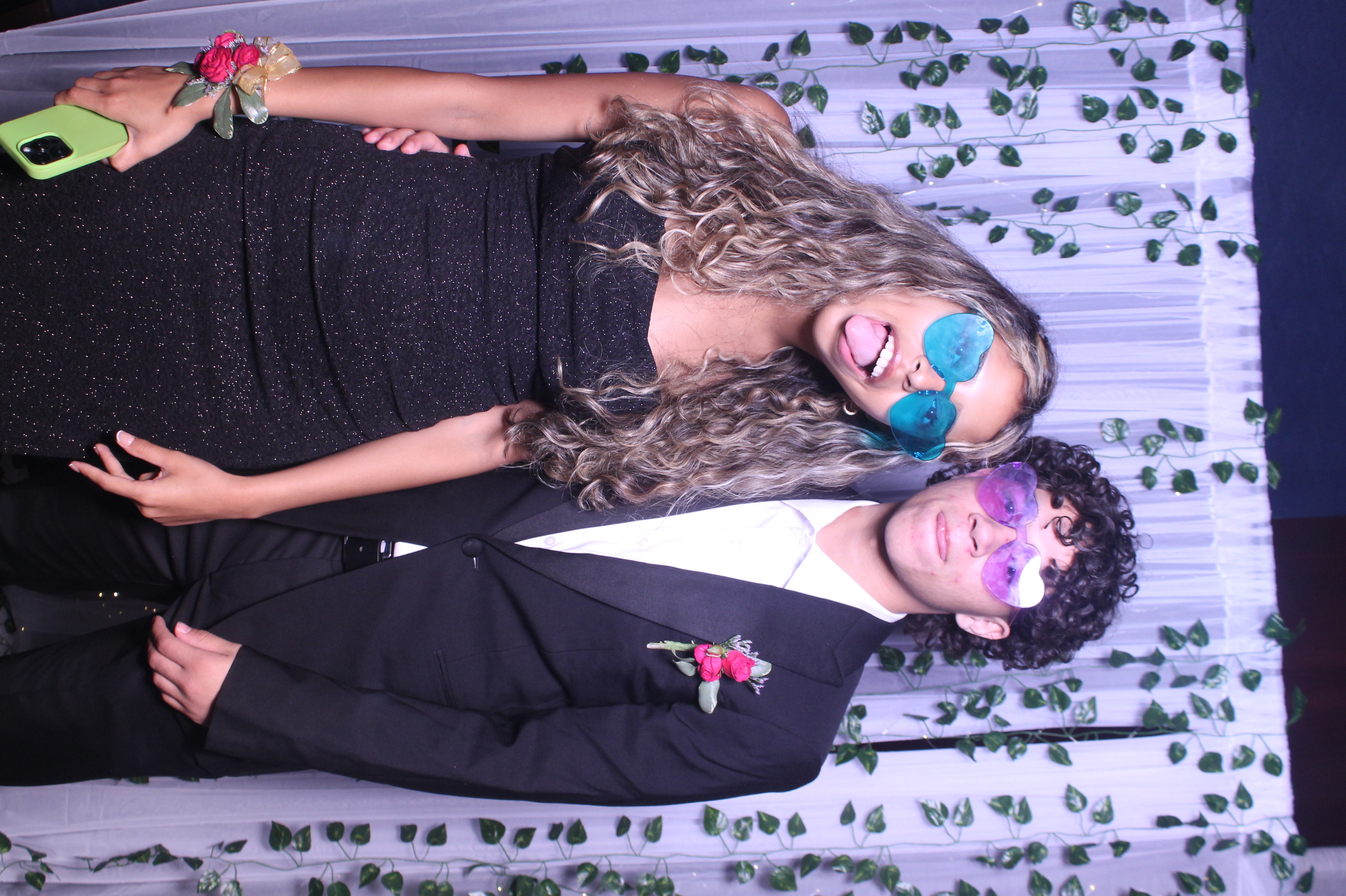 Deer Park Prom | View more photos from the event at gallery.photoboothcincy.com/u/PhotoBoothCincy/Deer-Park-Prom