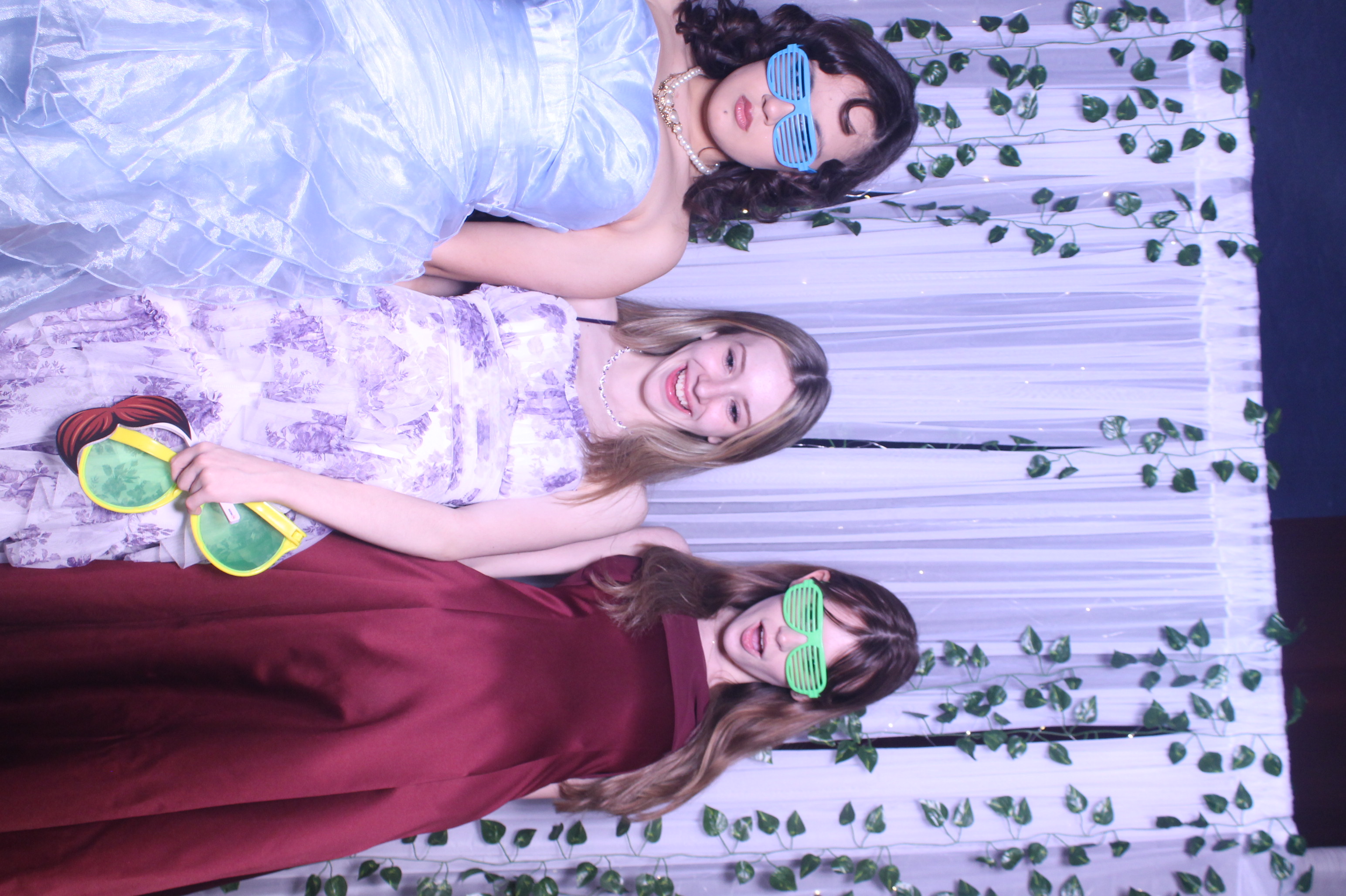 Deer Park Prom | View more photos from the event at gallery.photoboothcincy.com/u/PhotoBoothCincy/Deer-Park-Prom