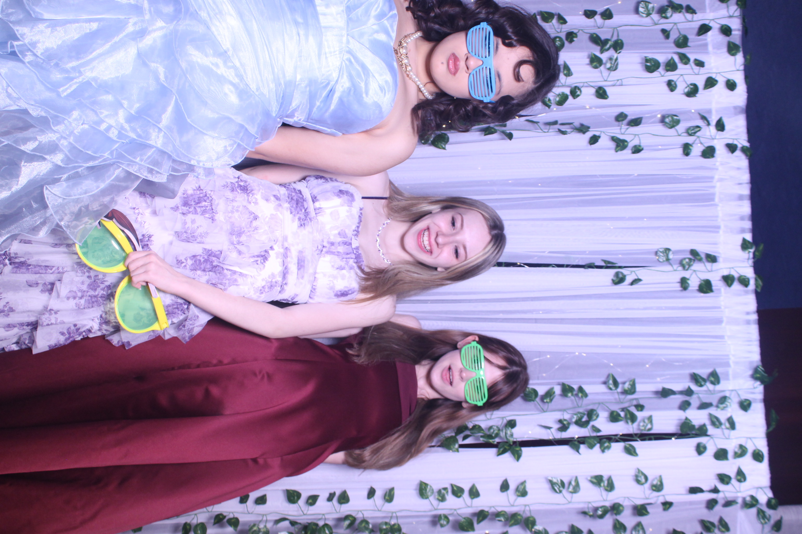 Deer Park Prom | View more photos from the event at gallery.photoboothcincy.com/u/PhotoBoothCincy/Deer-Park-Prom