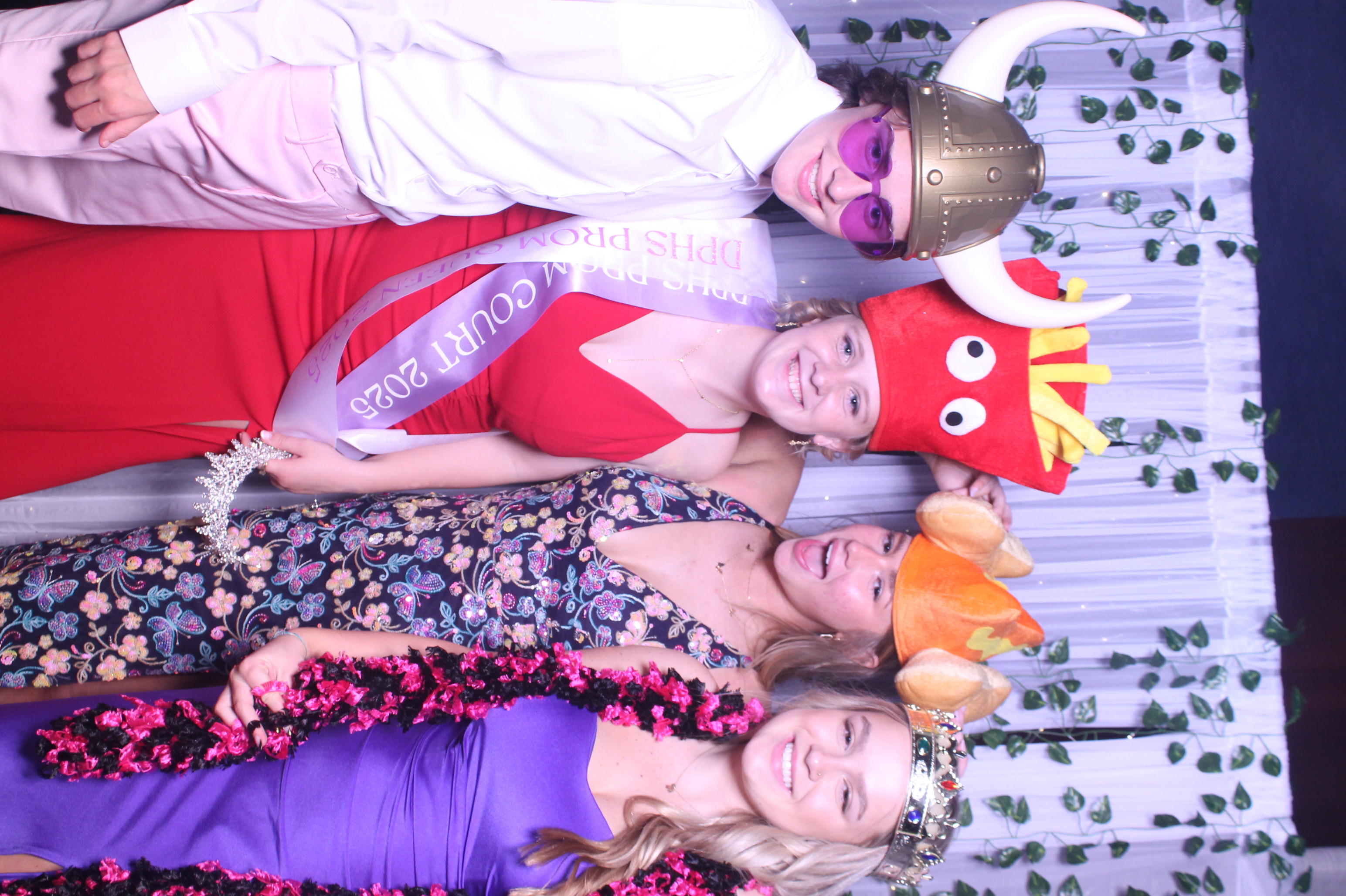 Deer Park Prom | View more photos from the event at gallery.photoboothcincy.com/u/PhotoBoothCincy/Deer-Park-Prom