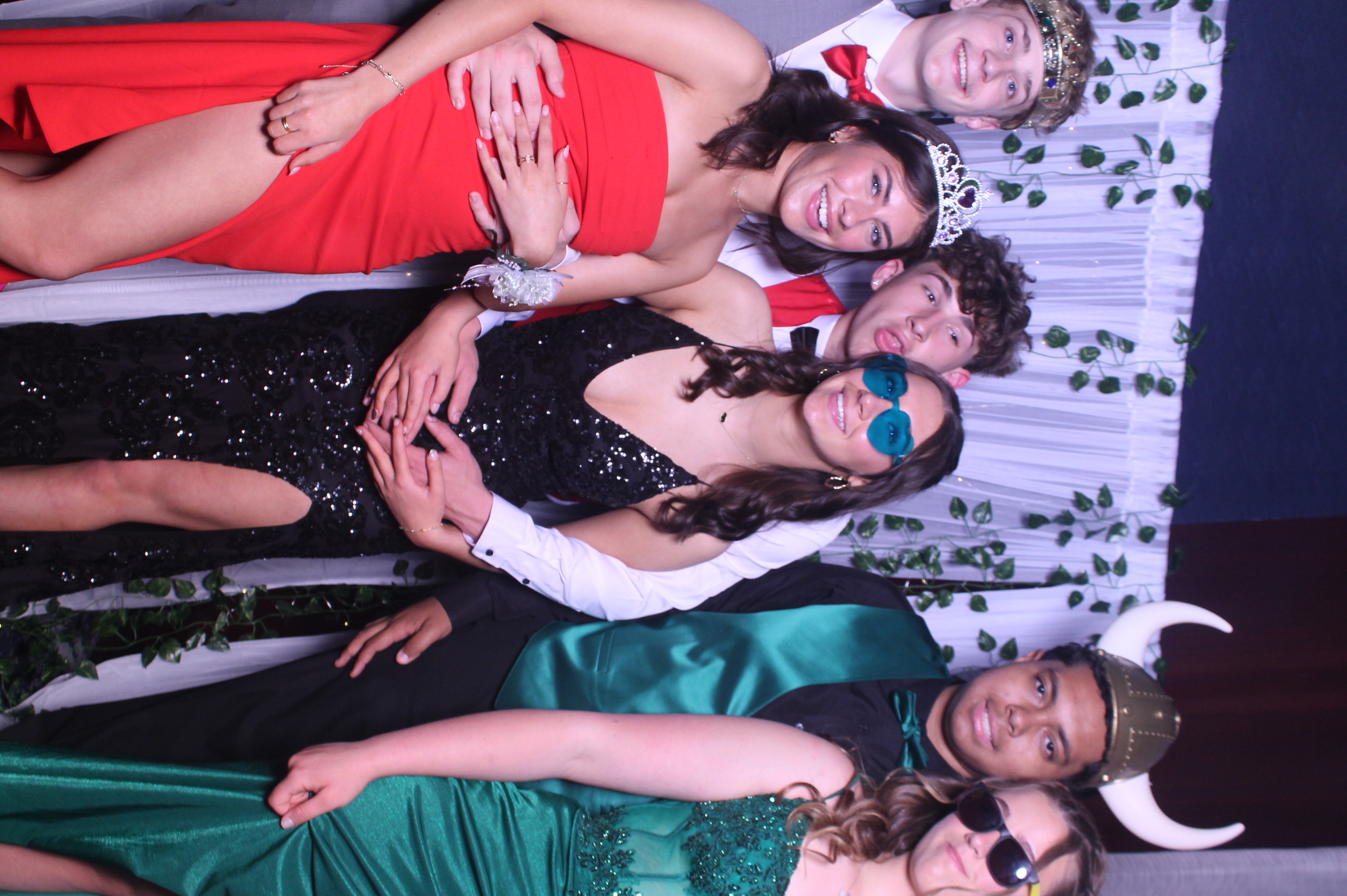 Deer Park Prom | View more photos from the event at gallery.photoboothcincy.com/u/PhotoBoothCincy/Deer-Park-Prom