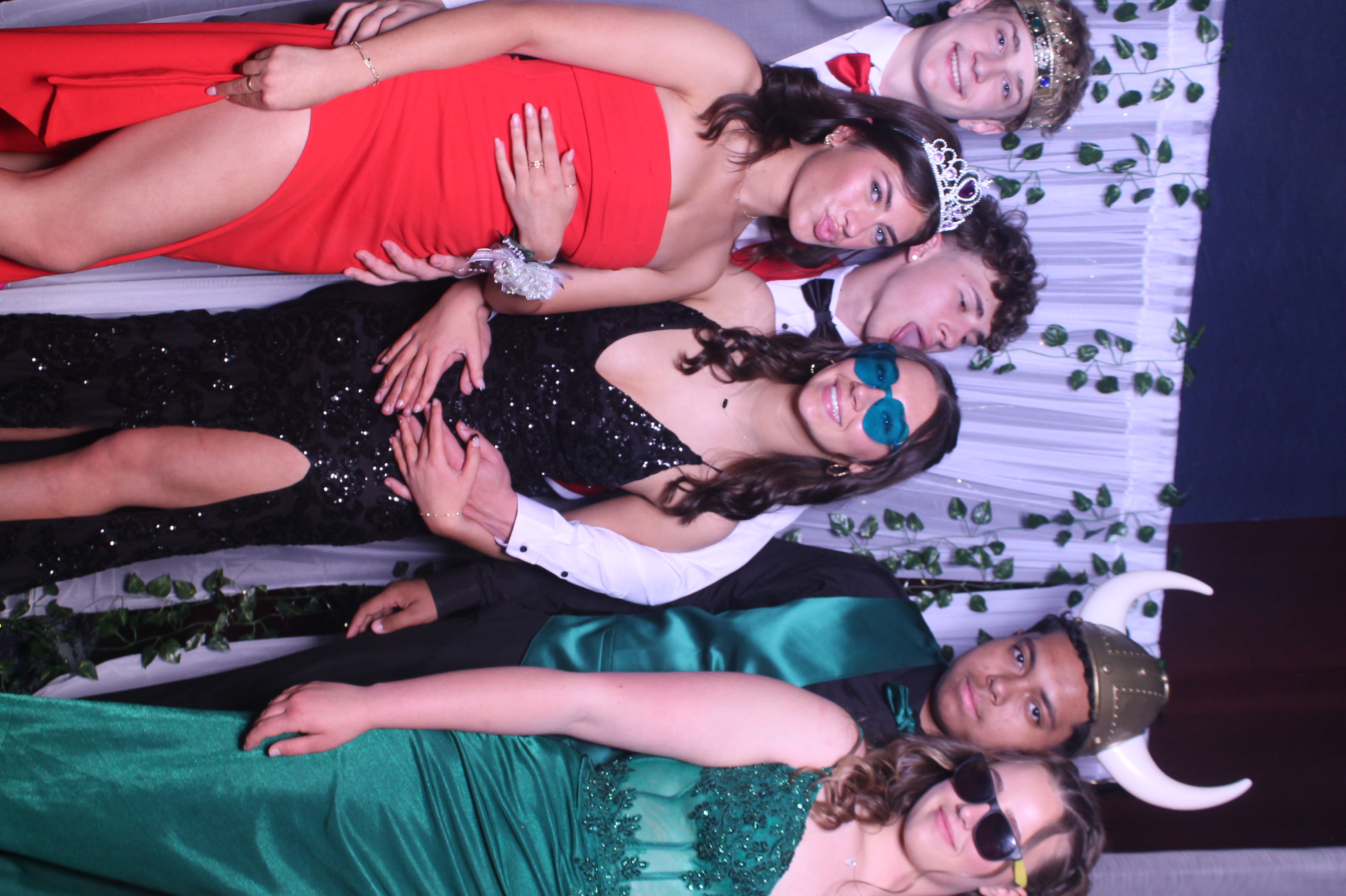 Deer Park Prom | View more photos from the event at gallery.photoboothcincy.com/u/PhotoBoothCincy/Deer-Park-Prom