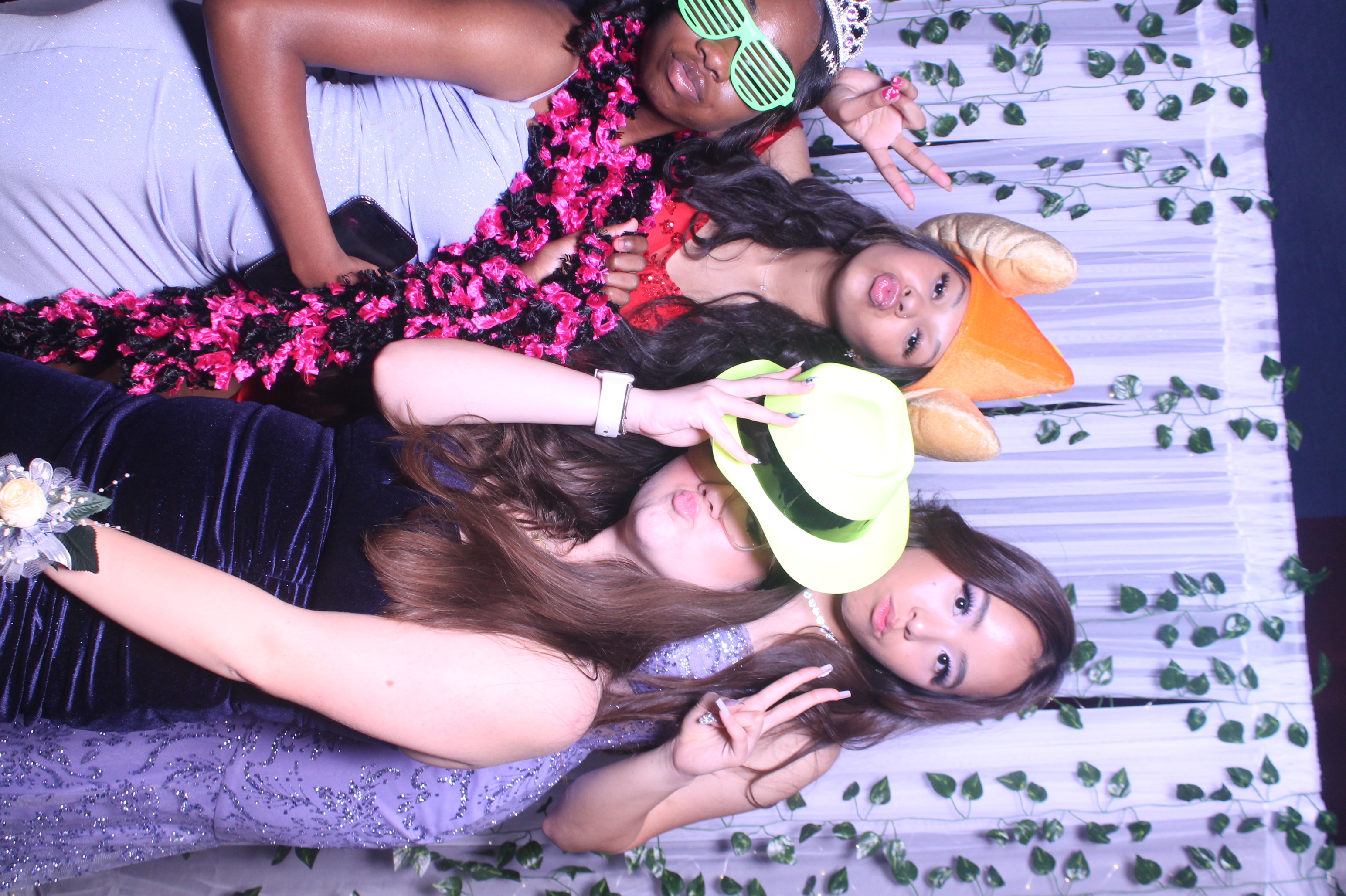 Deer Park Prom | View more photos from the event at gallery.photoboothcincy.com/u/PhotoBoothCincy/Deer-Park-Prom
