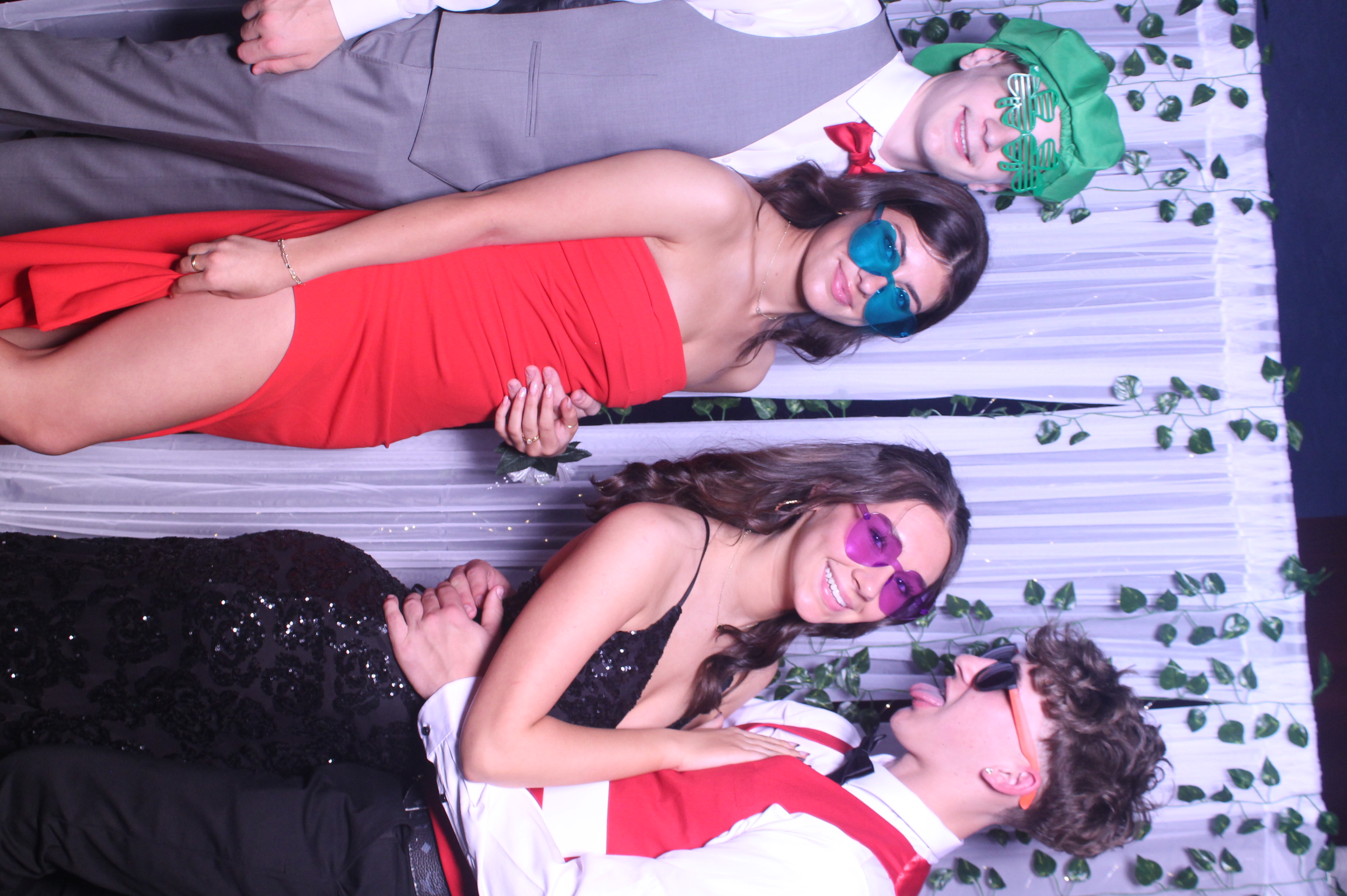 Deer Park Prom | View more photos from the event at gallery.photoboothcincy.com/u/PhotoBoothCincy/Deer-Park-Prom