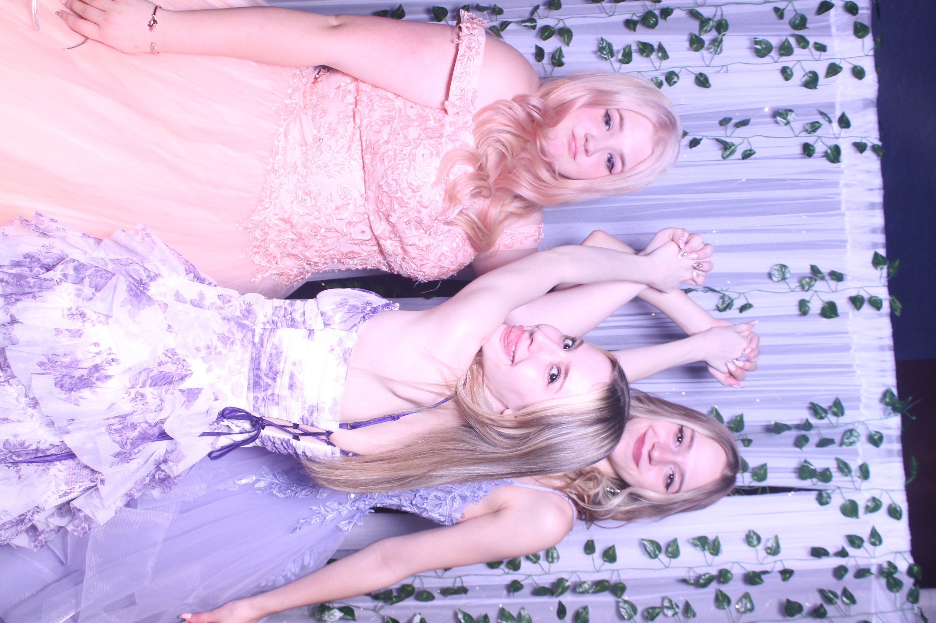 Deer Park Prom | View more photos from the event at gallery.photoboothcincy.com/u/PhotoBoothCincy/Deer-Park-Prom