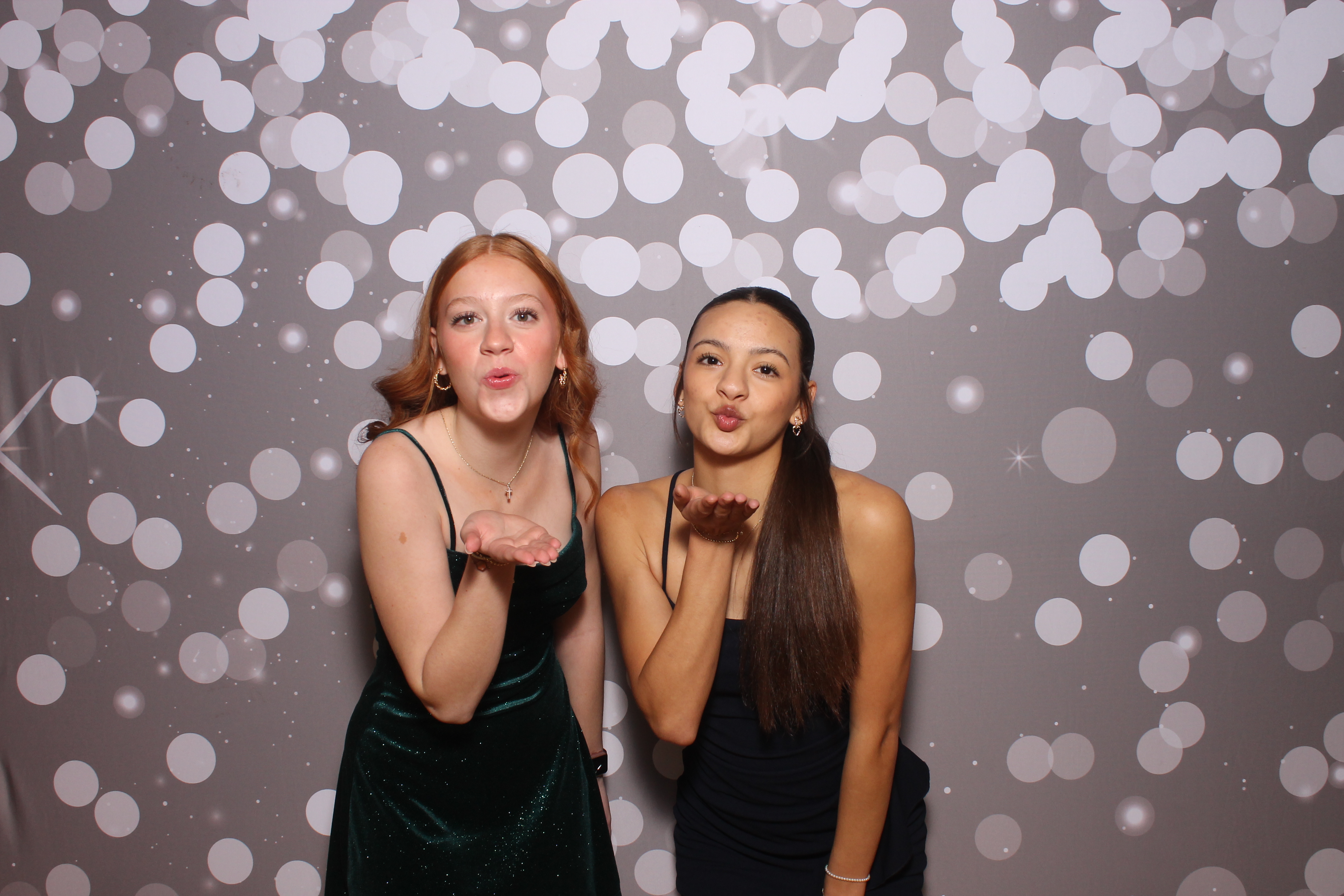 Deer Park Snow Ball | View more photos from the event at gallery.photoboothcincy.com/u/PhotoBoothCincy/Deer-Park-Snow-Ball