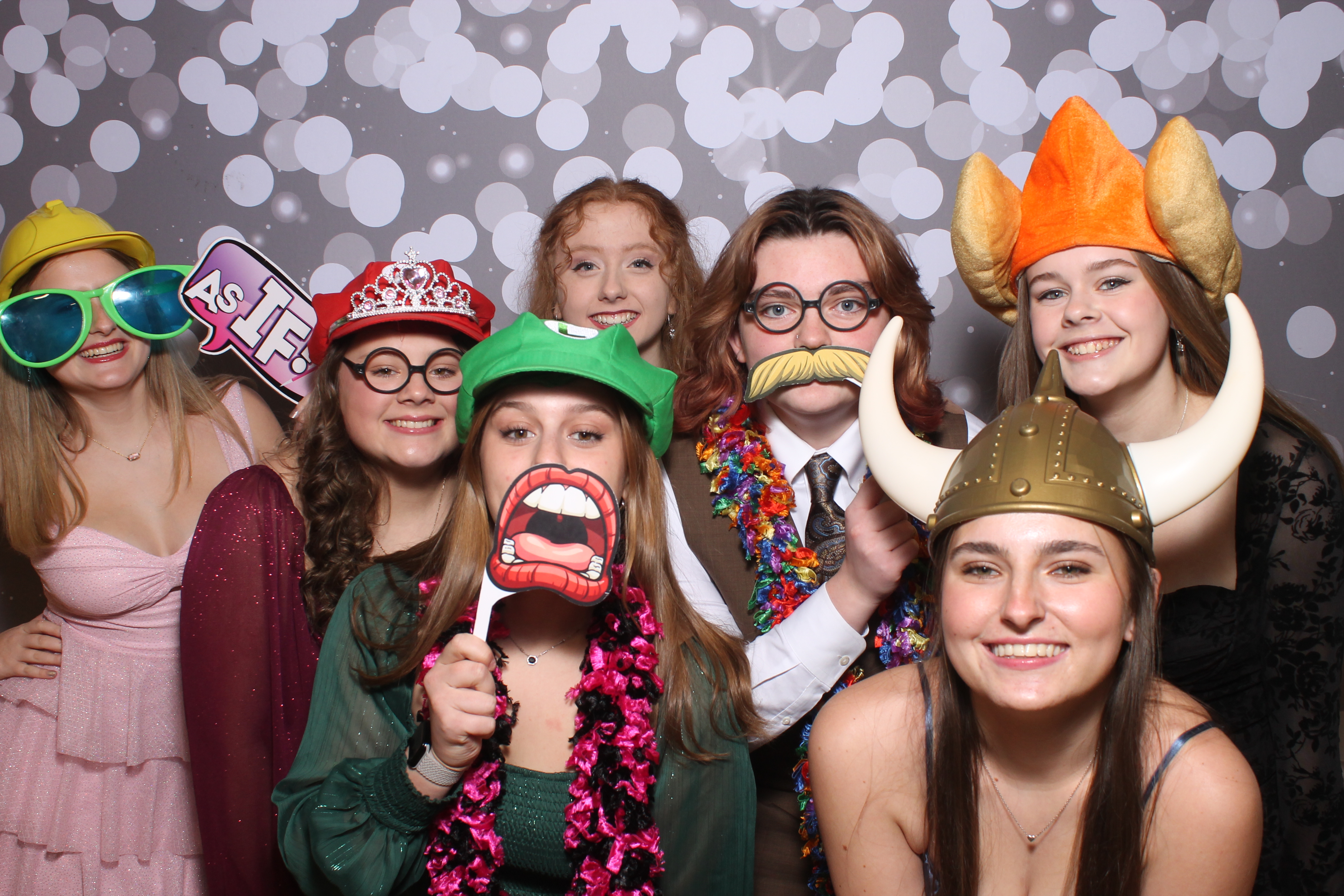 Deer Park Snow Ball | View more photos from the event at gallery.photoboothcincy.com/u/PhotoBoothCincy/Deer-Park-Snow-Ball