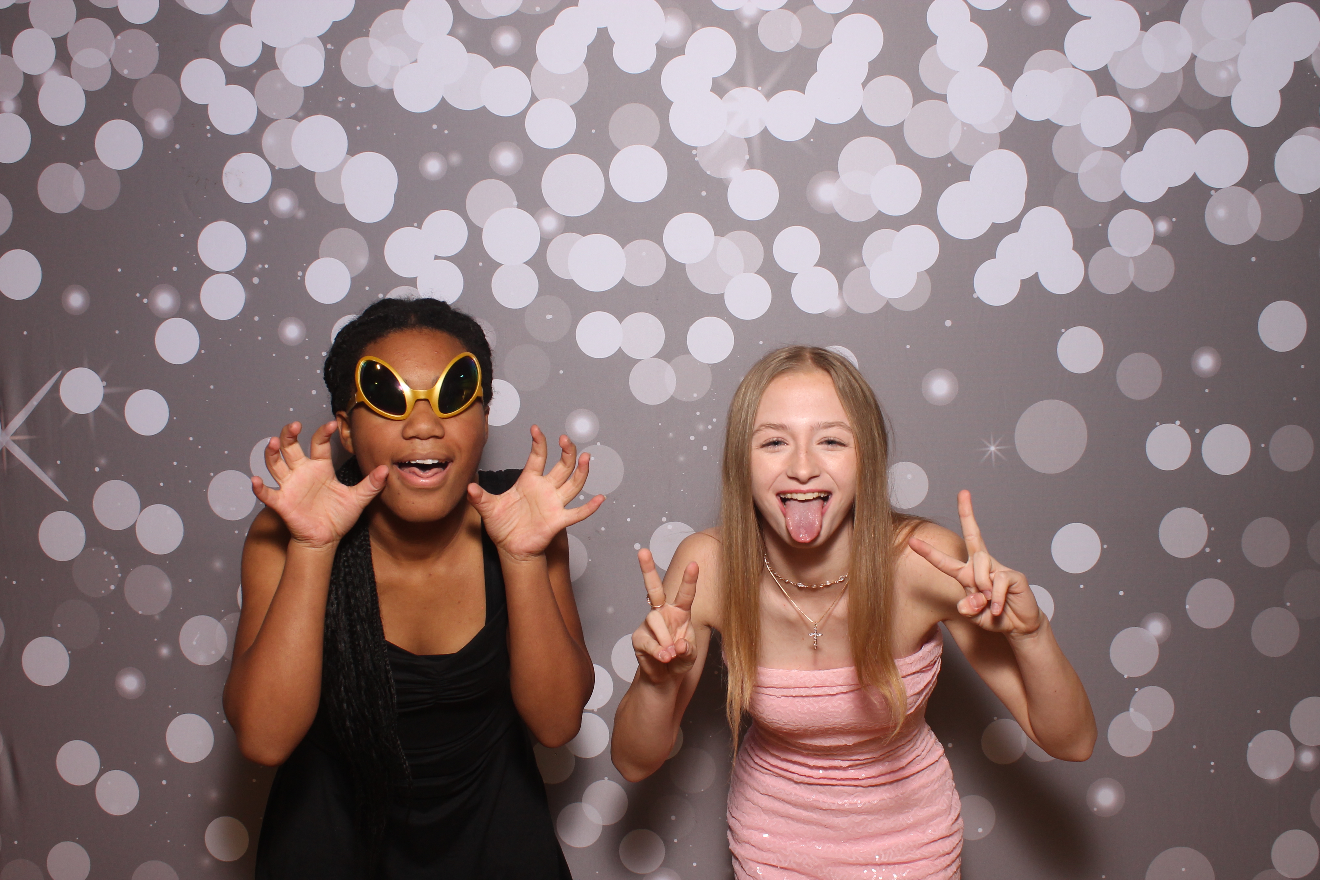 Deer Park Snow Ball | View more photos from the event at gallery.photoboothcincy.com/u/PhotoBoothCincy/Deer-Park-Snow-Ball