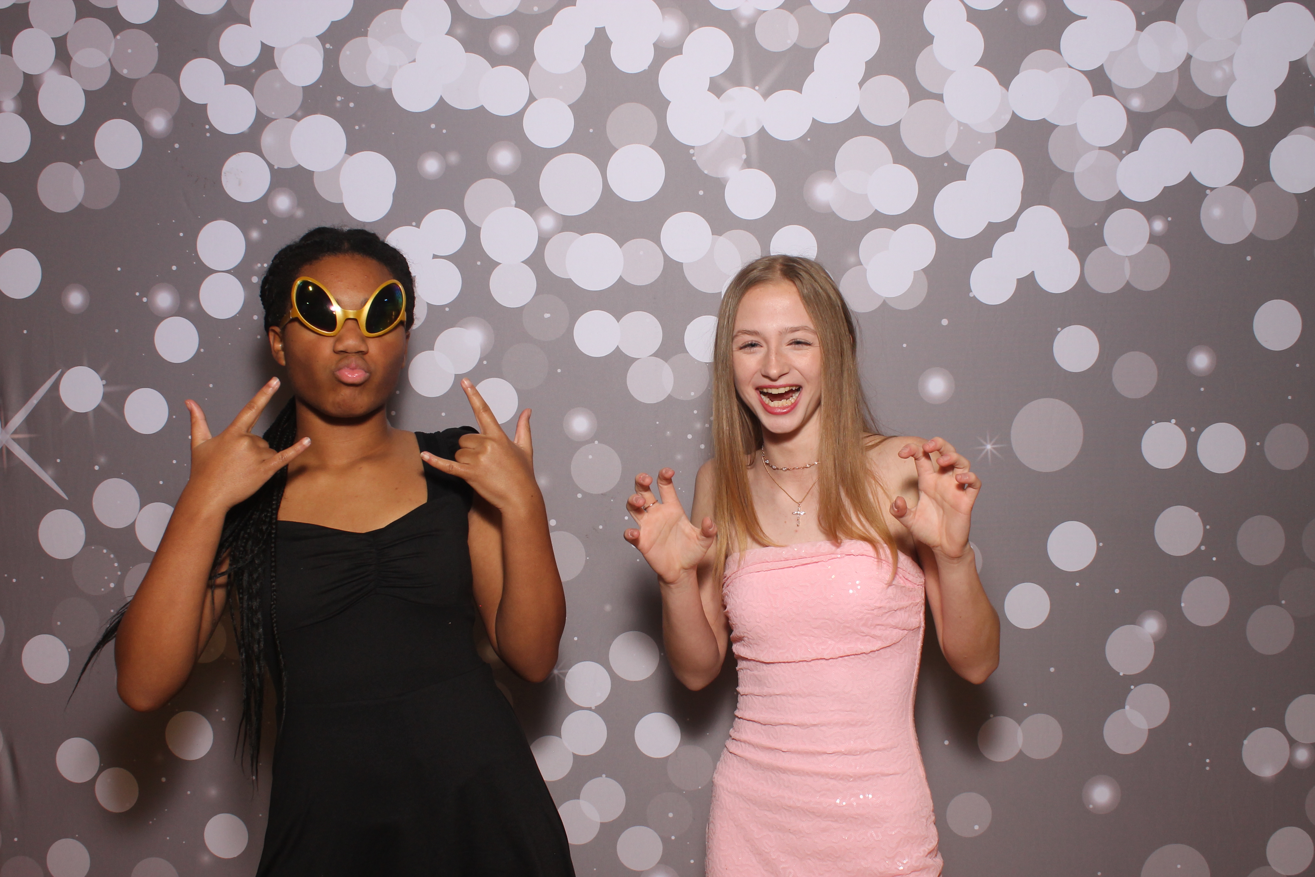 Deer Park Snow Ball | View more photos from the event at gallery.photoboothcincy.com/u/PhotoBoothCincy/Deer-Park-Snow-Ball