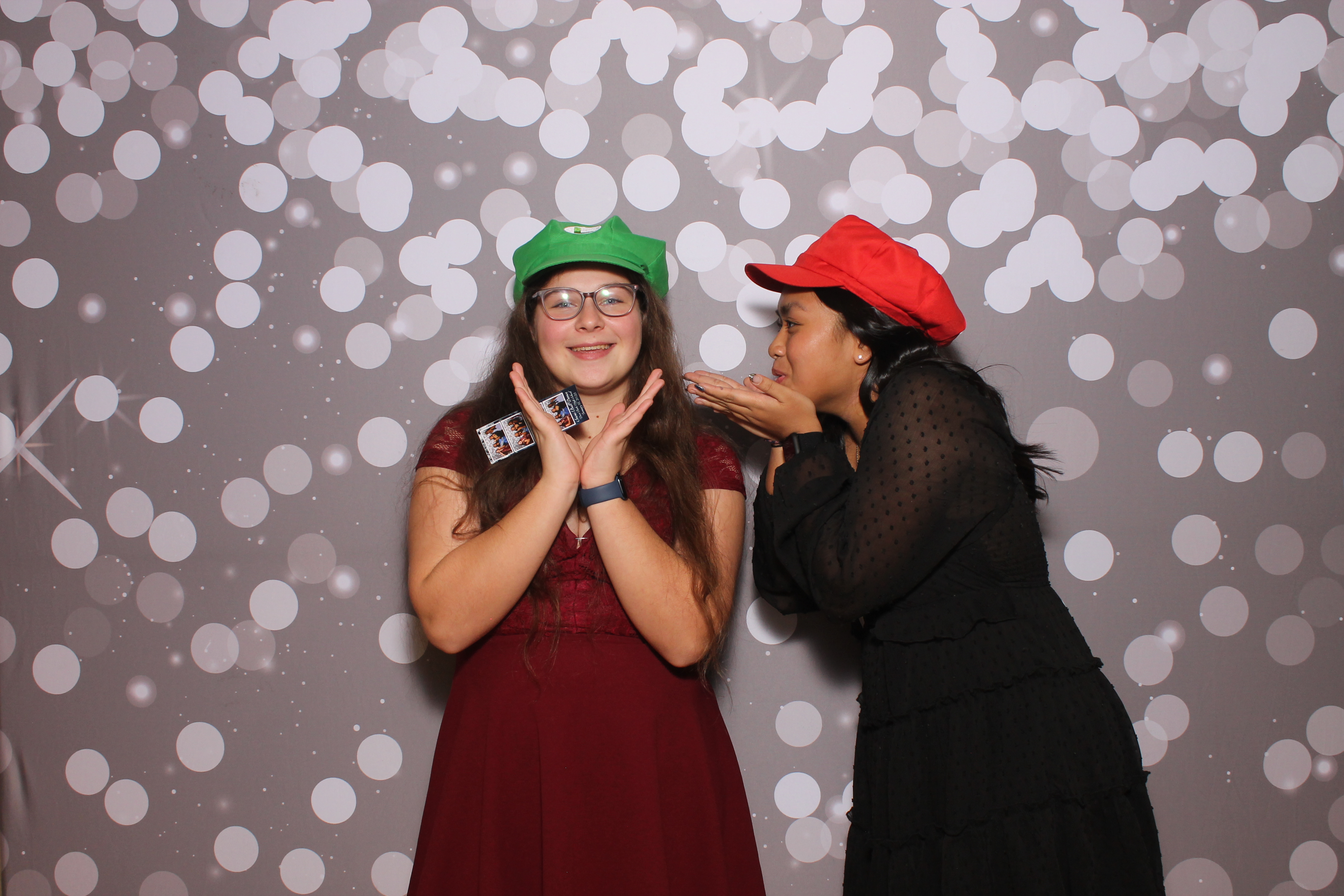 Deer Park Snow Ball | View more photos from the event at gallery.photoboothcincy.com/u/PhotoBoothCincy/Deer-Park-Snow-Ball
