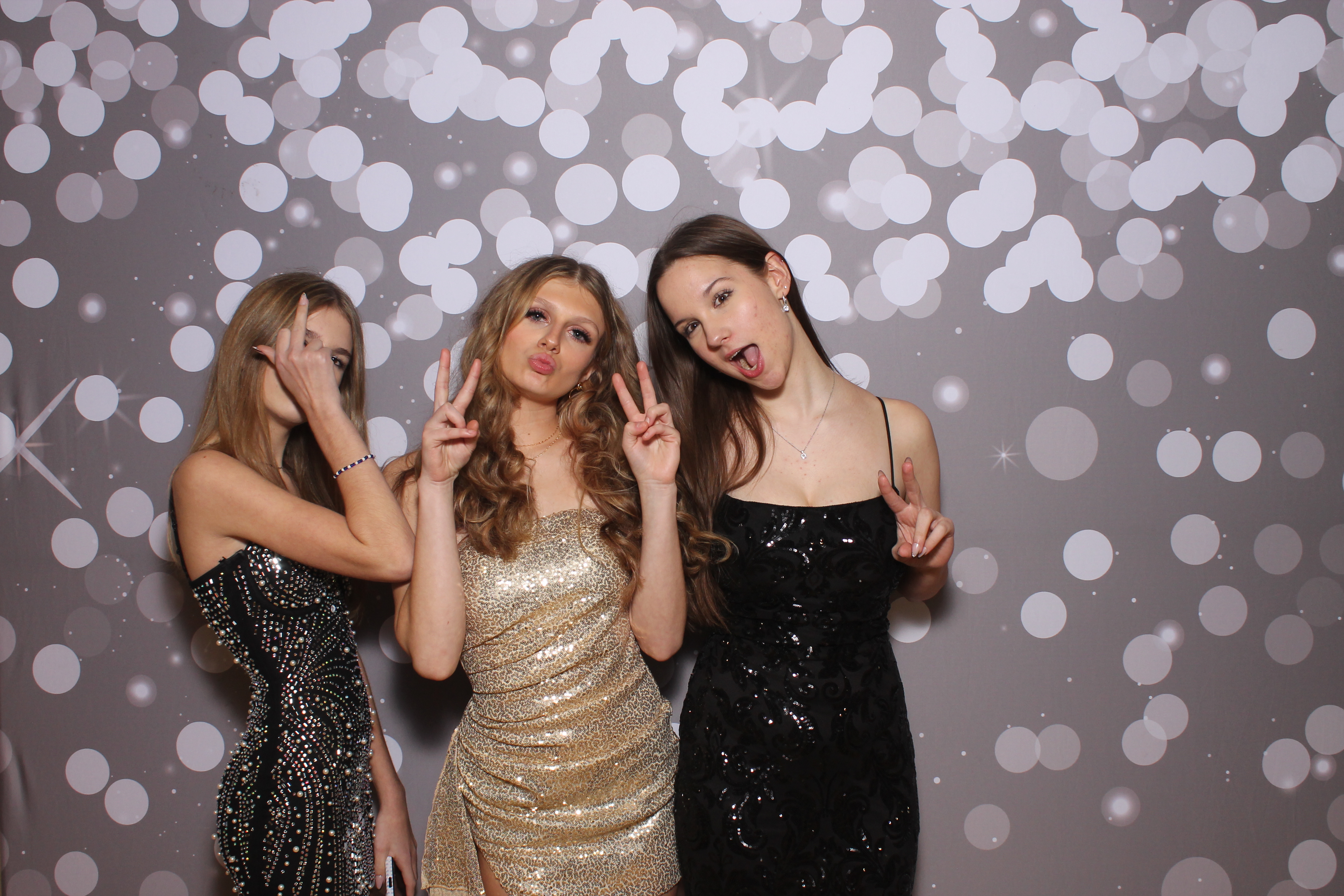 Deer Park Snow Ball | View more photos from the event at gallery.photoboothcincy.com/u/PhotoBoothCincy/Deer-Park-Snow-Ball