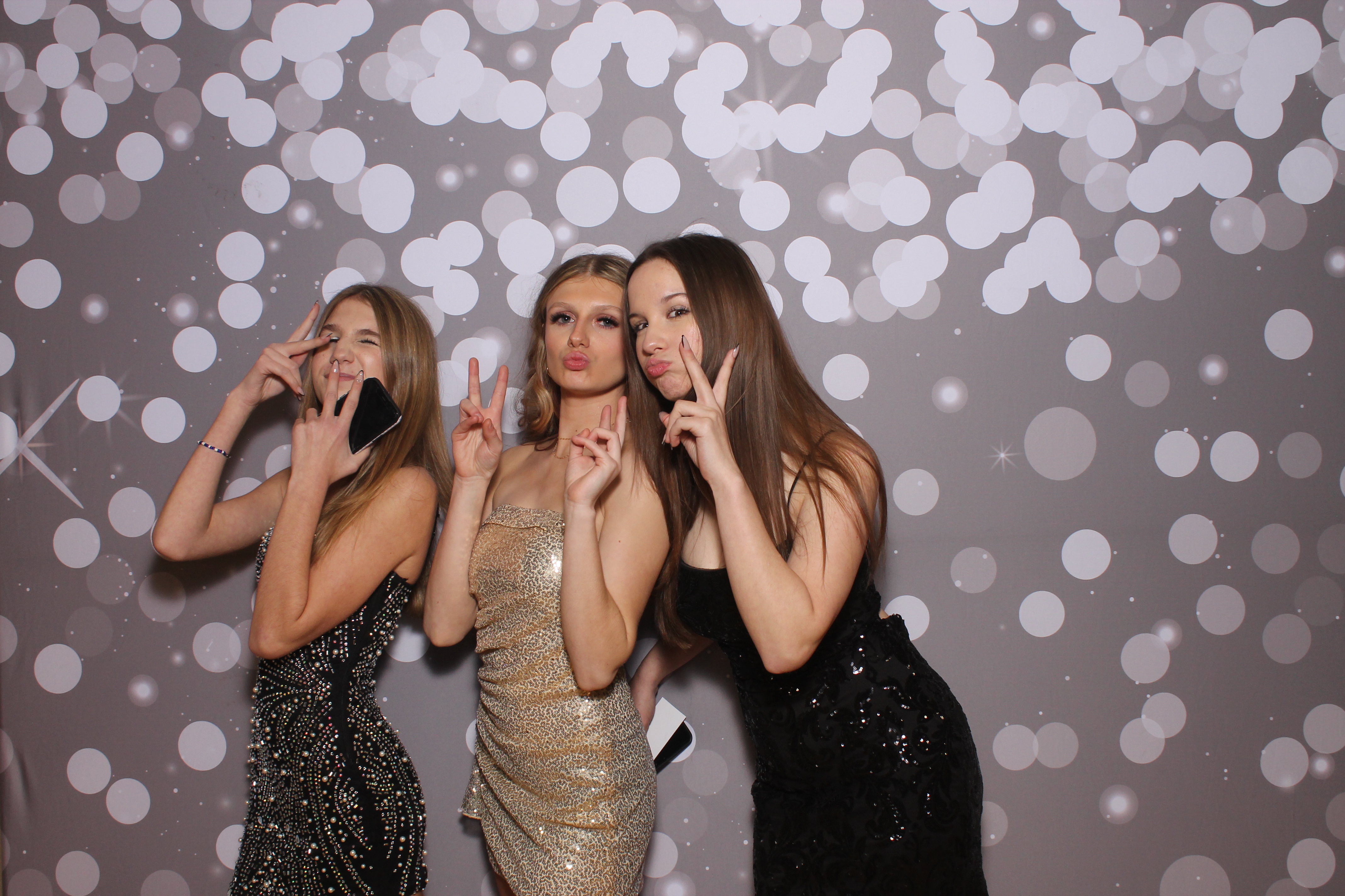 Deer Park Snow Ball | View more photos from the event at gallery.photoboothcincy.com/u/PhotoBoothCincy/Deer-Park-Snow-Ball
