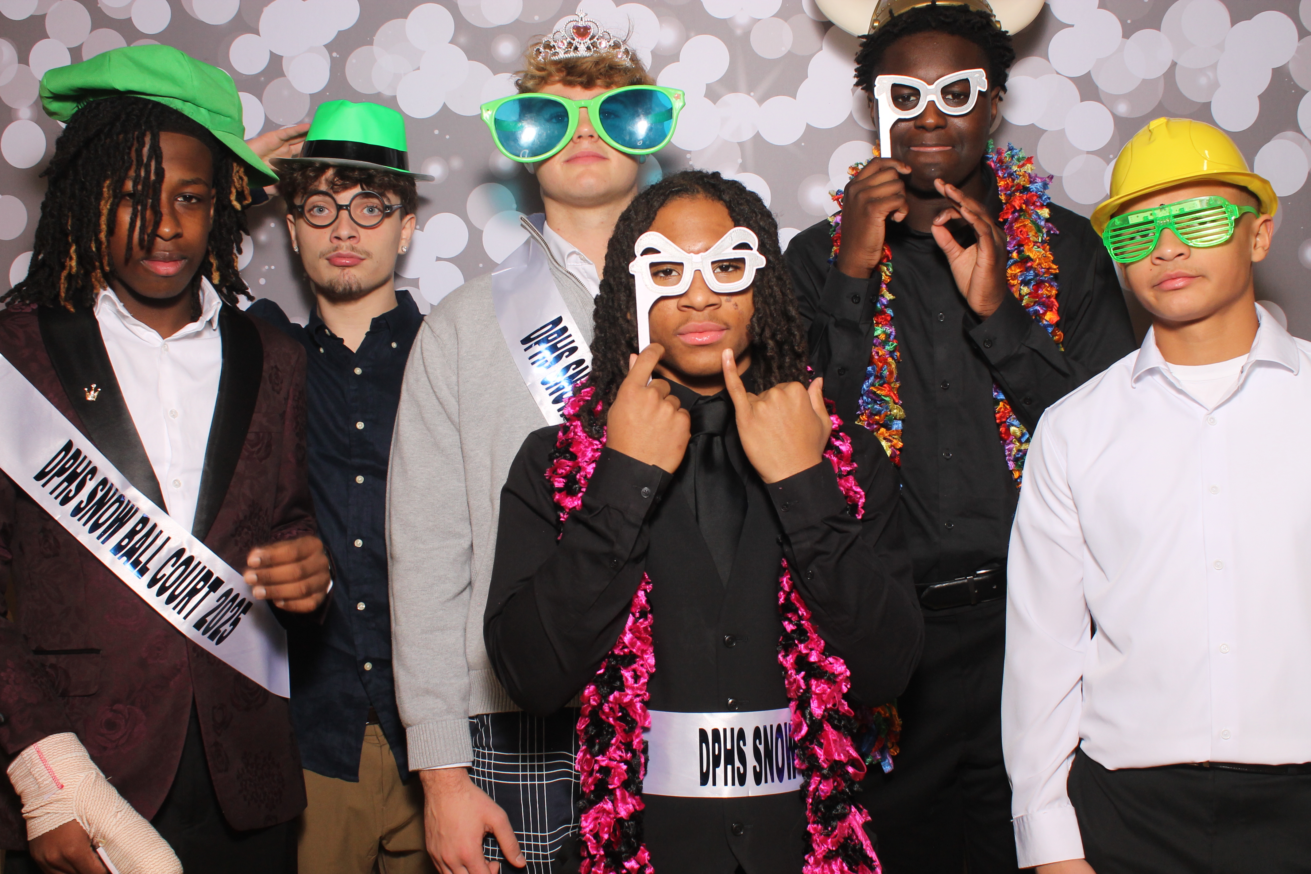 Deer Park Snow Ball | View more photos from the event at gallery.photoboothcincy.com/u/PhotoBoothCincy/Deer-Park-Snow-Ball