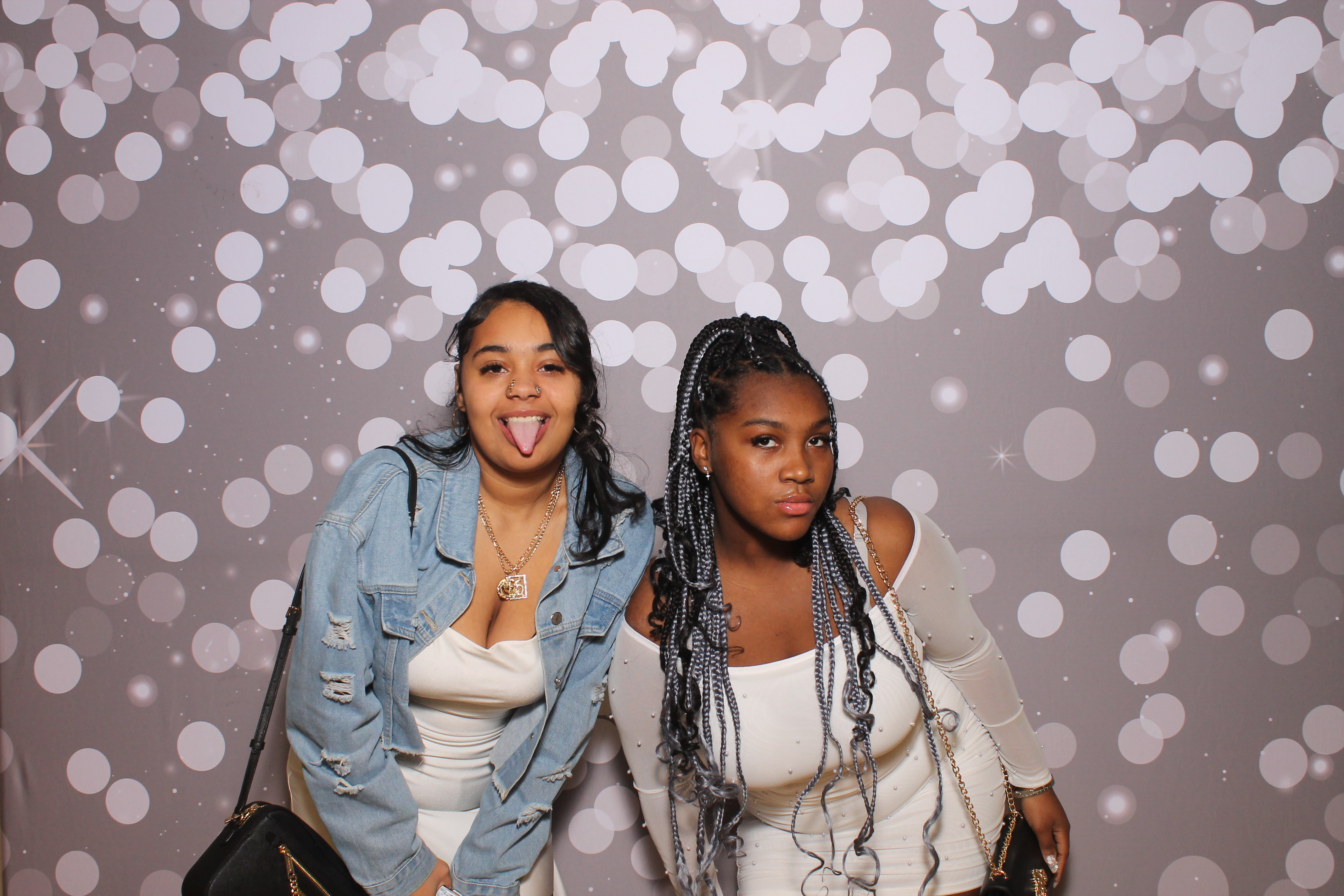 Deer Park Snow Ball | View more photos from the event at gallery.photoboothcincy.com/u/PhotoBoothCincy/Deer-Park-Snow-Ball