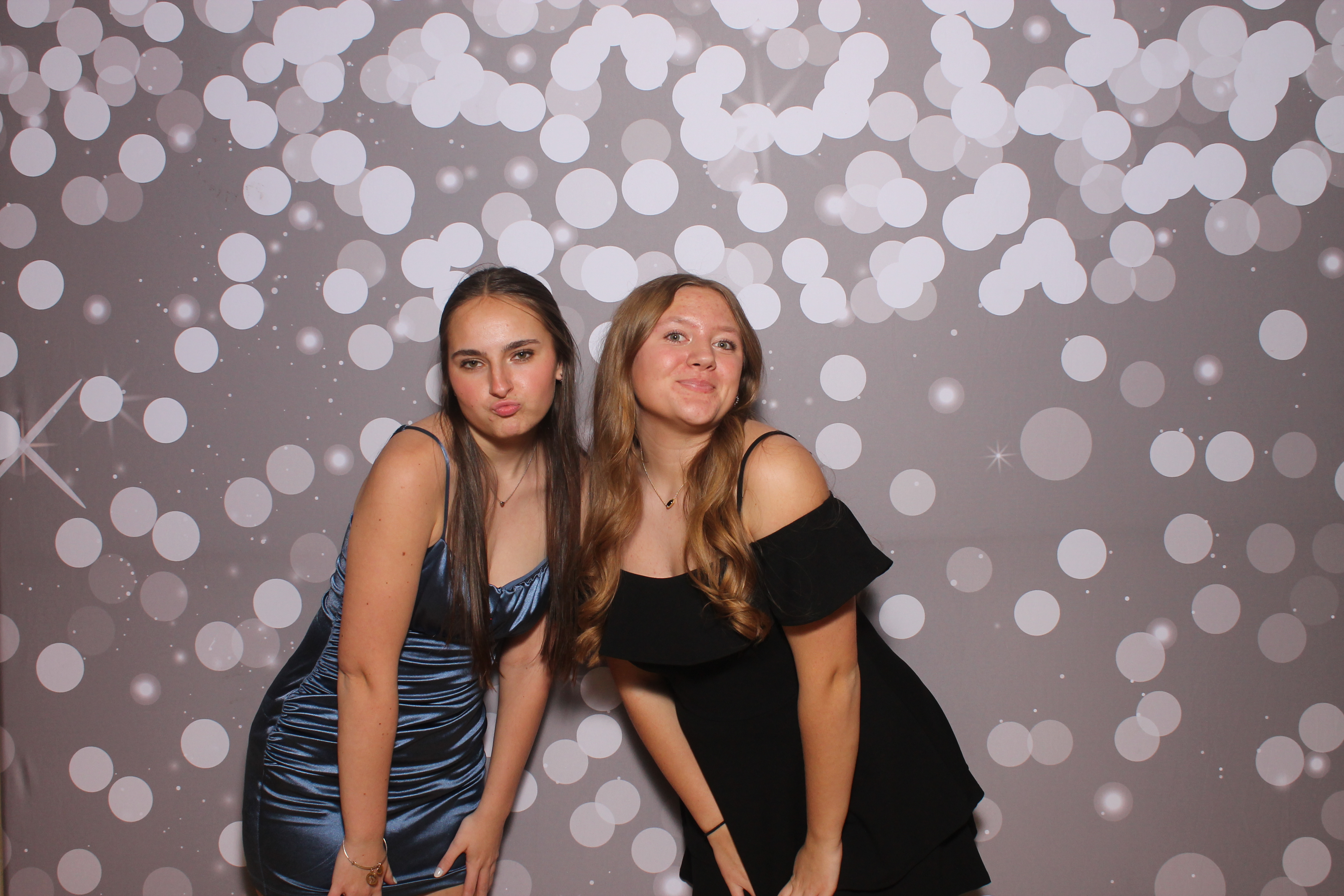 Deer Park Snow Ball | View more photos from the event at gallery.photoboothcincy.com/u/PhotoBoothCincy/Deer-Park-Snow-Ball