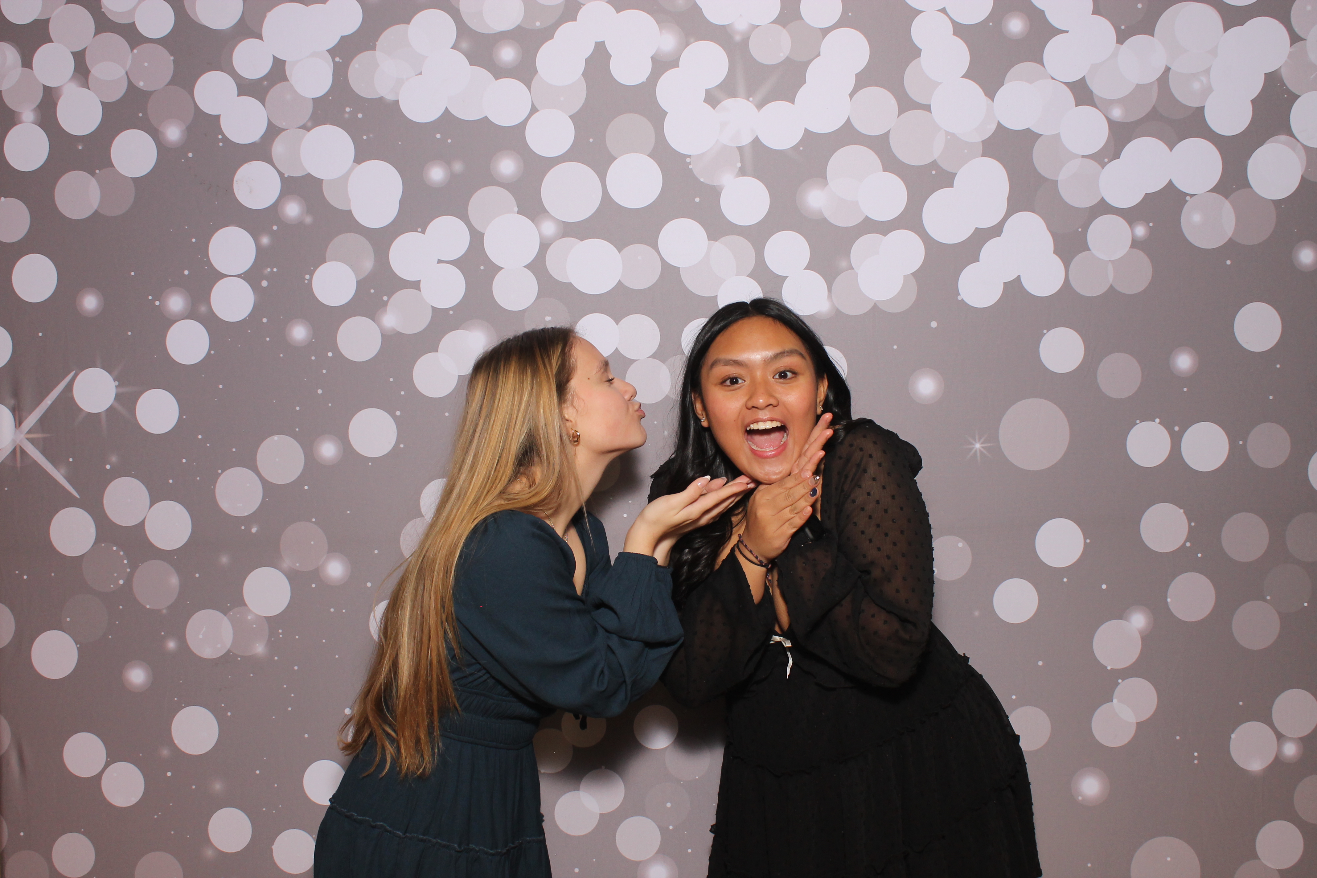 Deer Park Snow Ball | View more photos from the event at gallery.photoboothcincy.com/u/PhotoBoothCincy/Deer-Park-Snow-Ball