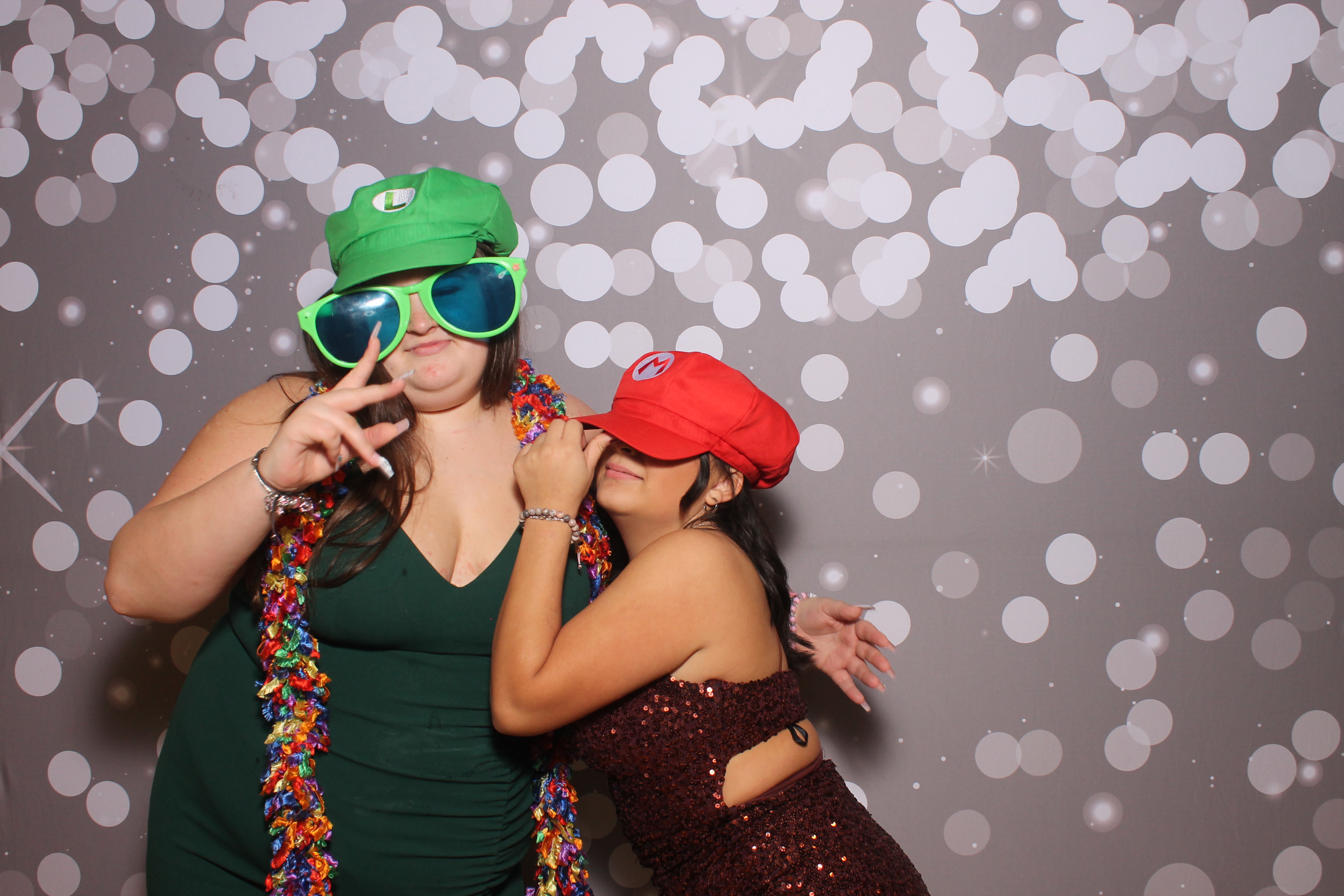 Deer Park Snow Ball | View more photos from the event at gallery.photoboothcincy.com/u/PhotoBoothCincy/Deer-Park-Snow-Ball
