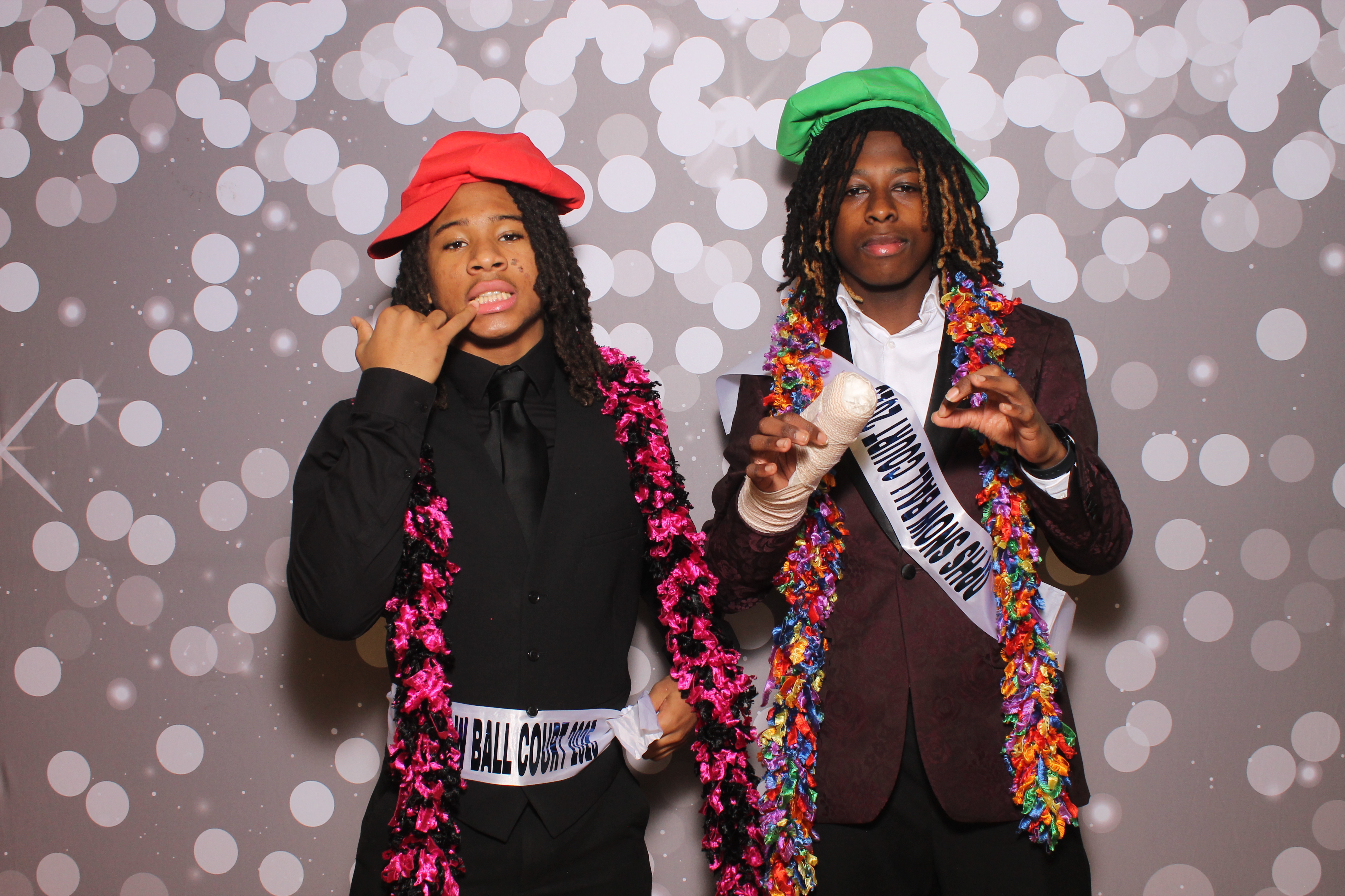 Deer Park Snow Ball | View more photos from the event at gallery.photoboothcincy.com/u/PhotoBoothCincy/Deer-Park-Snow-Ball