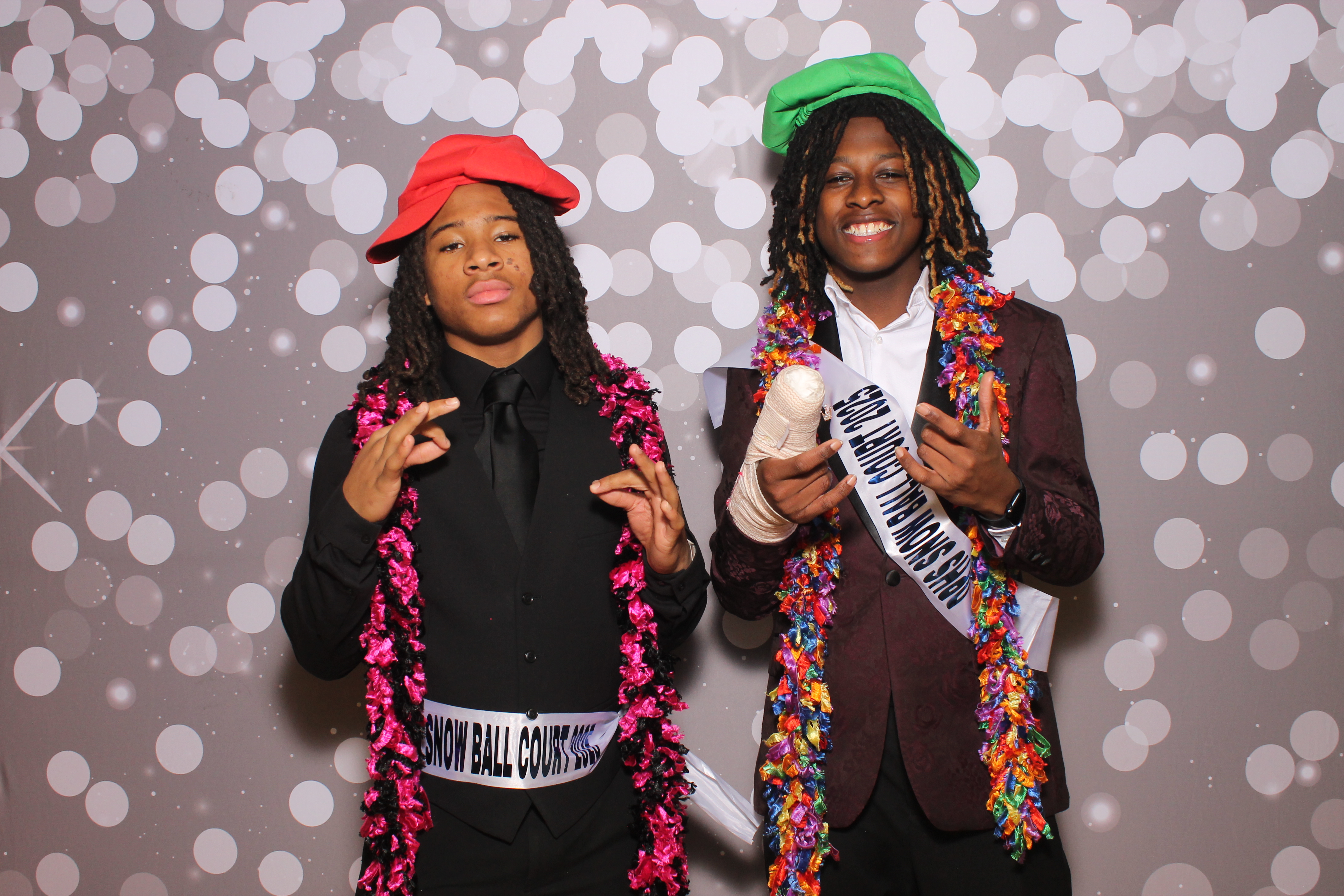Deer Park Snow Ball | View more photos from the event at gallery.photoboothcincy.com/u/PhotoBoothCincy/Deer-Park-Snow-Ball