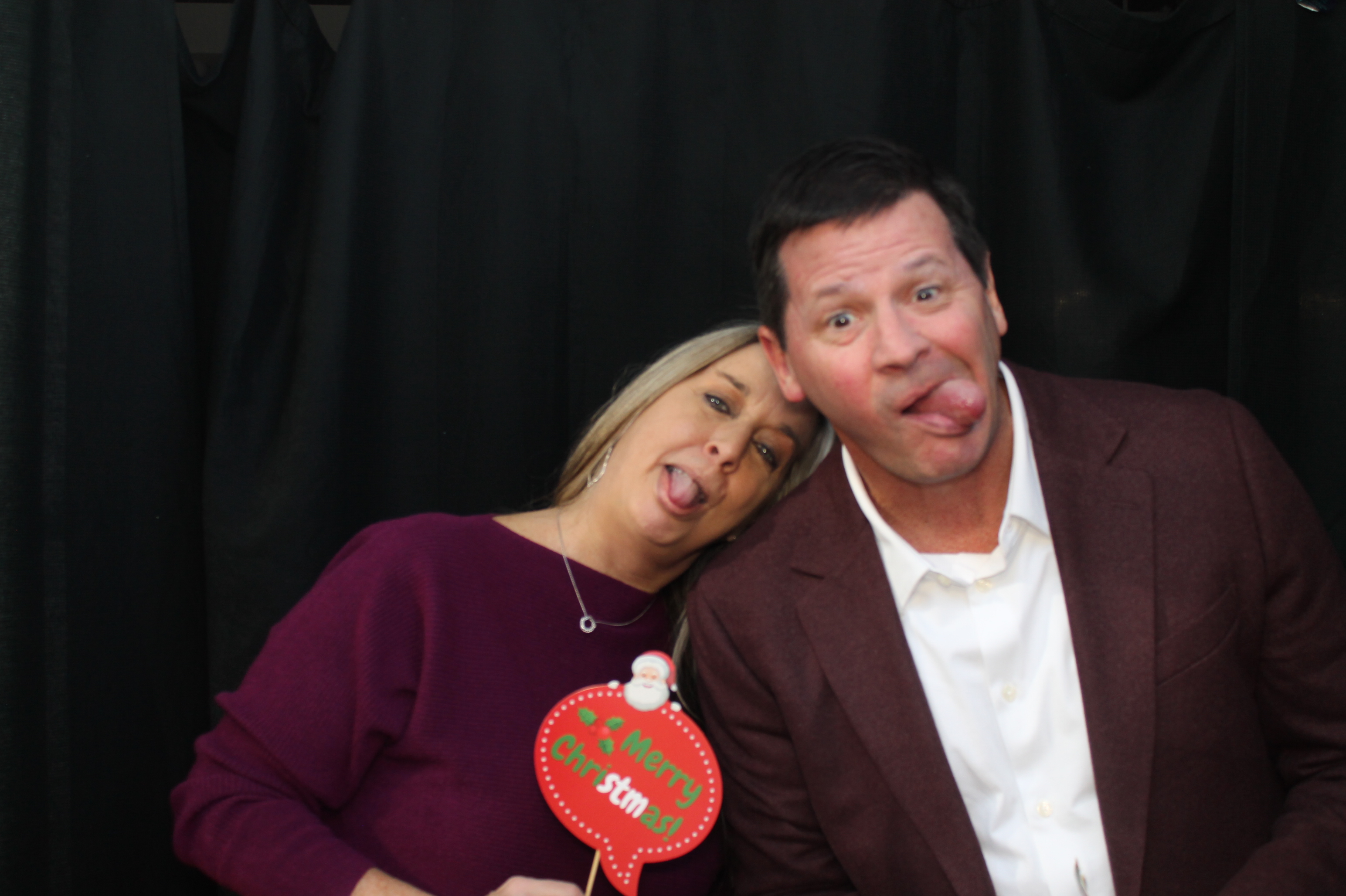Deloitte Winter Family Event | View more photos from the event at gallery.photoboothcincy.com/u/PhotoBoothCincy/Deloitte-Winter-Family-Event