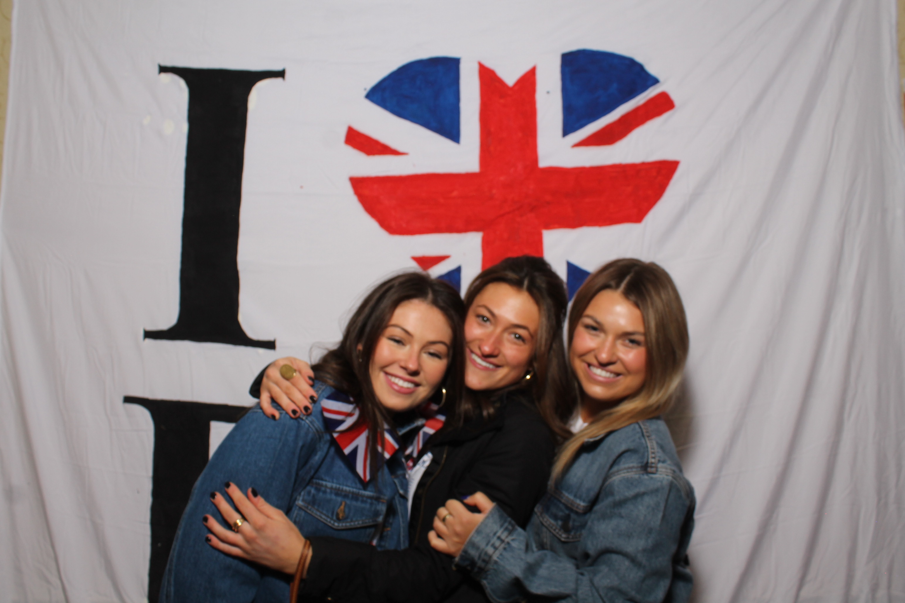 Delta Gamma Bid Day | View more photos from the event at gallery.photoboothcincy.com/u/PhotoBoothCincy/Delta-Gamma-Bid-Day