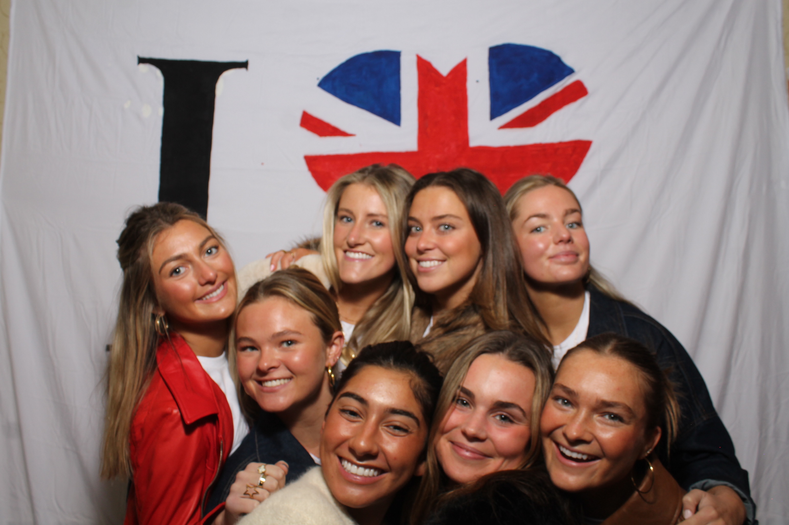 Delta Gamma Bid Day | View more photos from the event at gallery.photoboothcincy.com/u/PhotoBoothCincy/Delta-Gamma-Bid-Day