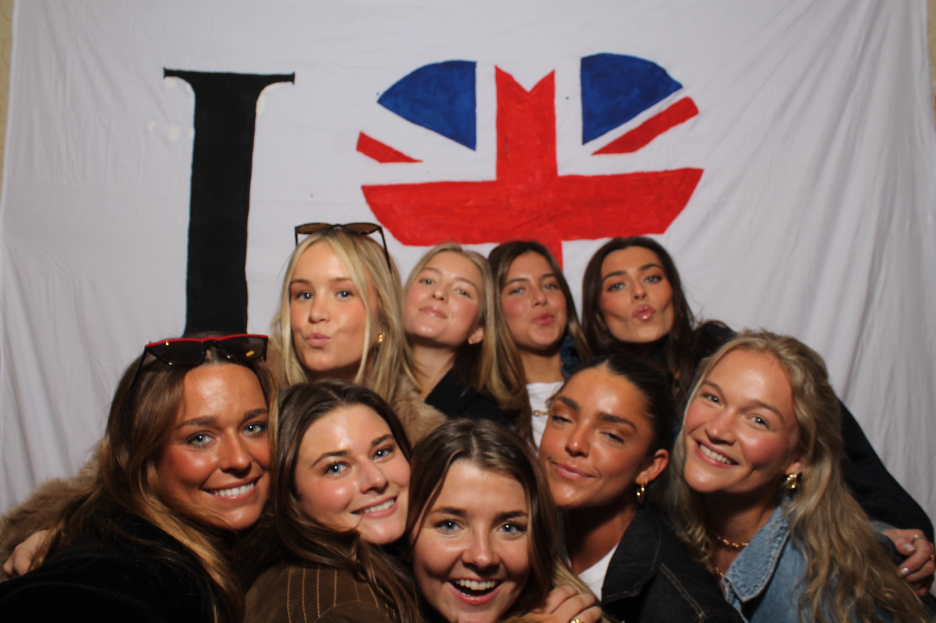 Delta Gamma Bid Day | View more photos from the event at gallery.photoboothcincy.com/u/PhotoBoothCincy/Delta-Gamma-Bid-Day