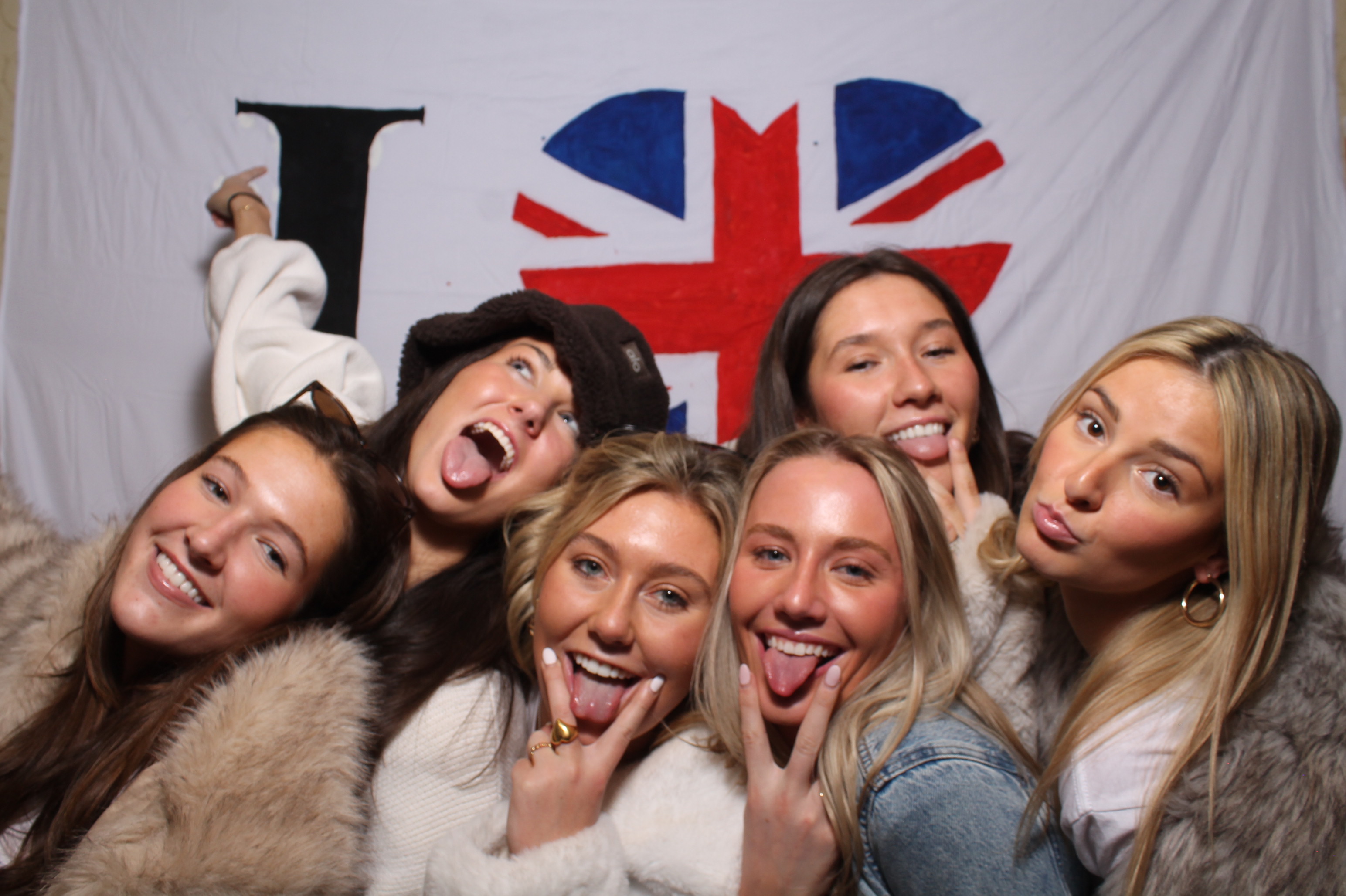 Delta Gamma Bid Day | View more photos from the event at gallery.photoboothcincy.com/u/PhotoBoothCincy/Delta-Gamma-Bid-Day