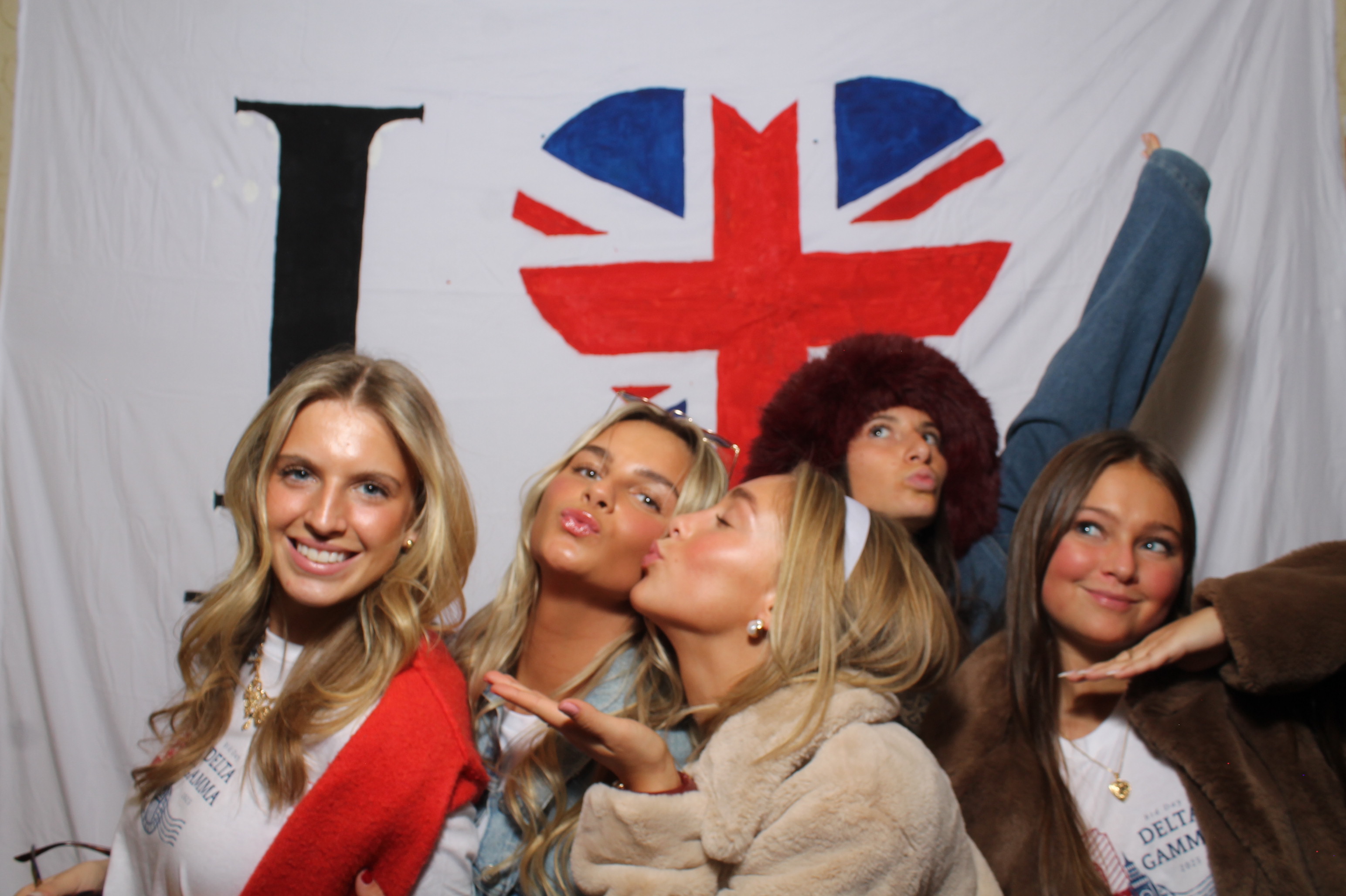Delta Gamma Bid Day | View more photos from the event at gallery.photoboothcincy.com/u/PhotoBoothCincy/Delta-Gamma-Bid-Day
