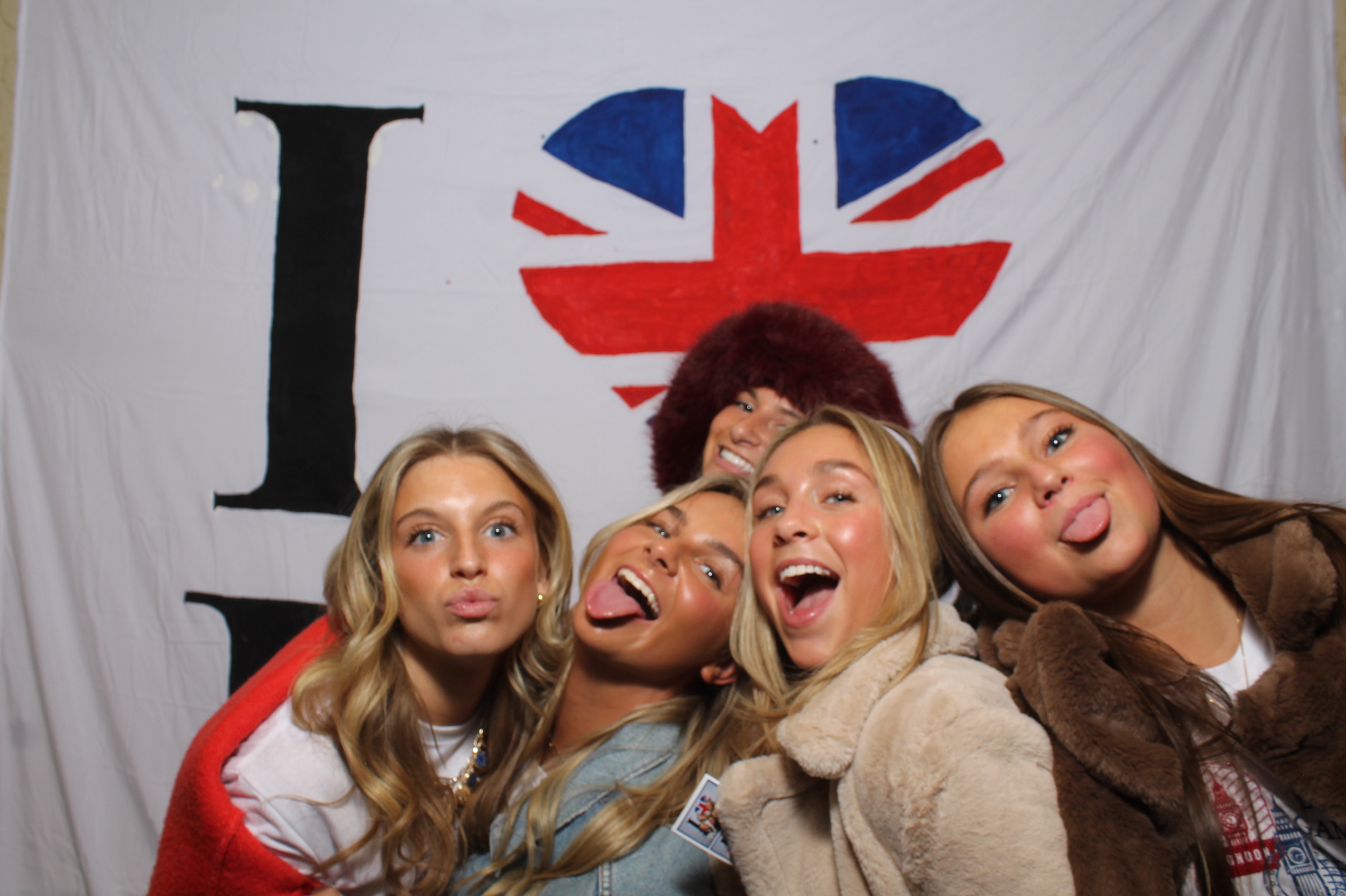 Delta Gamma Bid Day | View more photos from the event at gallery.photoboothcincy.com/u/PhotoBoothCincy/Delta-Gamma-Bid-Day
