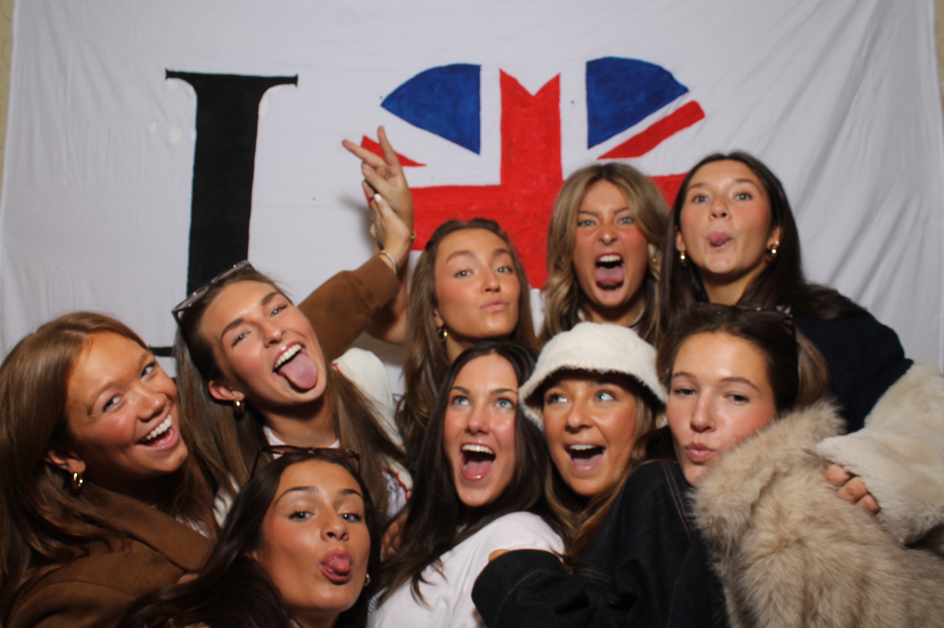 Delta Gamma Bid Day | View more photos from the event at gallery.photoboothcincy.com/u/PhotoBoothCincy/Delta-Gamma-Bid-Day