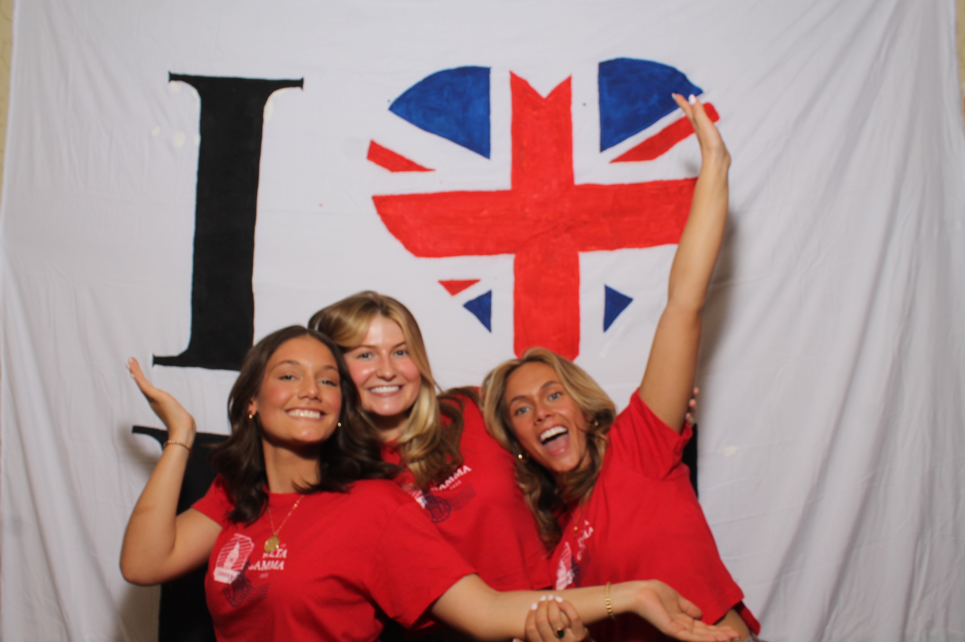 Delta Gamma Bid Day | View more photos from the event at gallery.photoboothcincy.com/u/PhotoBoothCincy/Delta-Gamma-Bid-Day